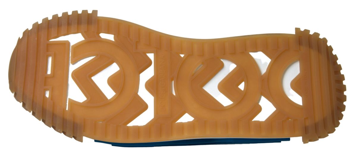 Sandales Dolce & Gabbana NS1 en daim marron avec logo couronne, modèles de slides confortables et élégants.