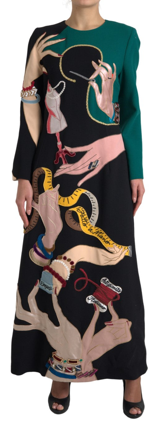 Robe longue à manches longues Dolce & Gabbana à motifs multicolores, style A-line et maxi, tissu fluide et élégant.