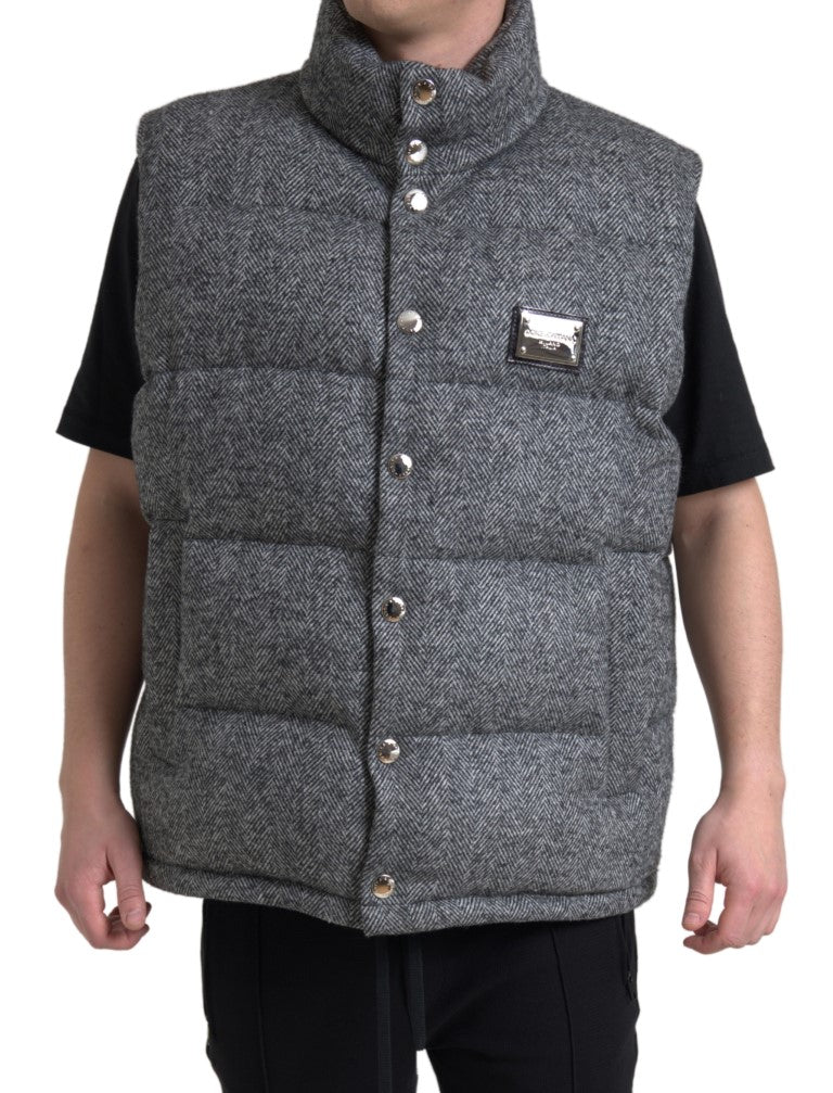 Gilet en laine mélangée à motif chevron élégant de Dolce & Gabbana, veste structurée et sophistiquée, version mode chic.