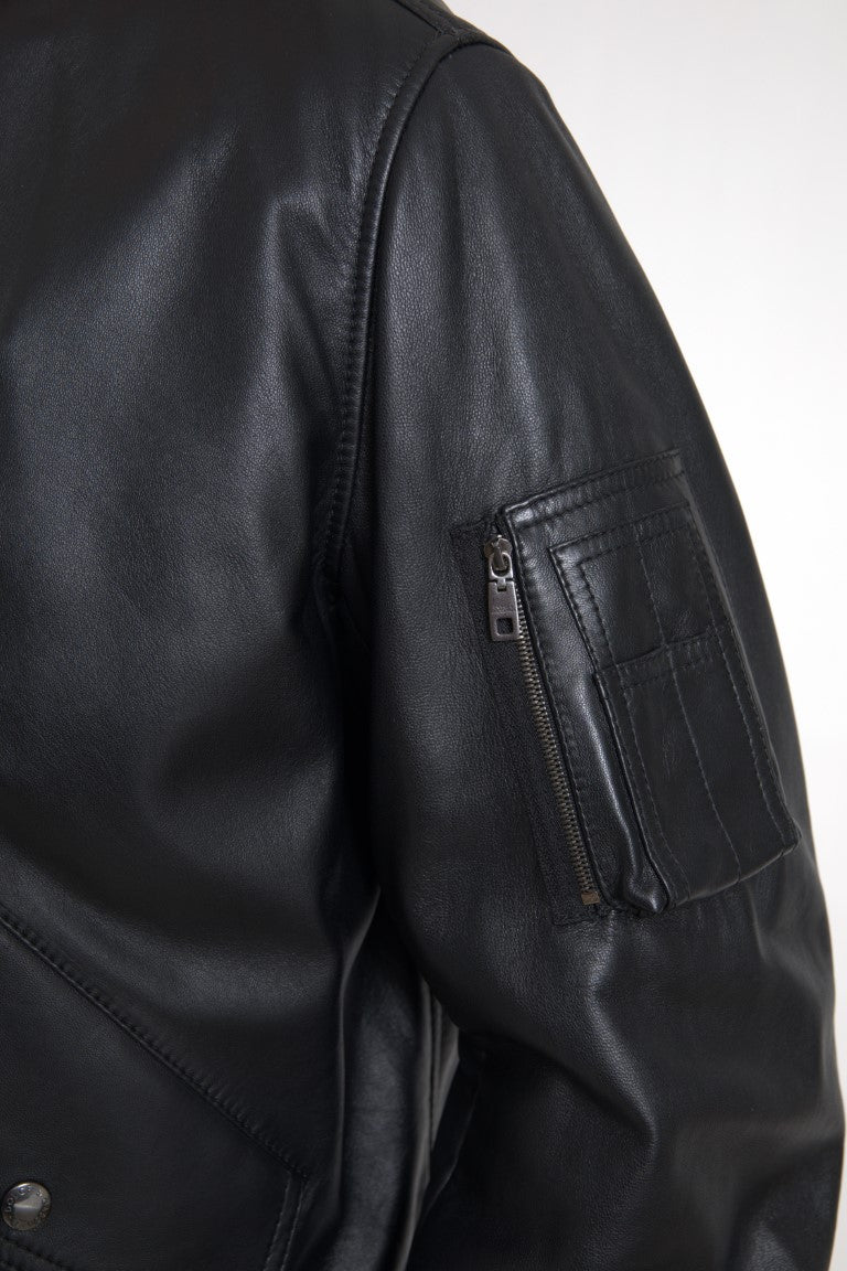 Blouson bomber en cuir noir Dolce & Gabbana avec fermeture éclair complète, finition élégante et style moderne.