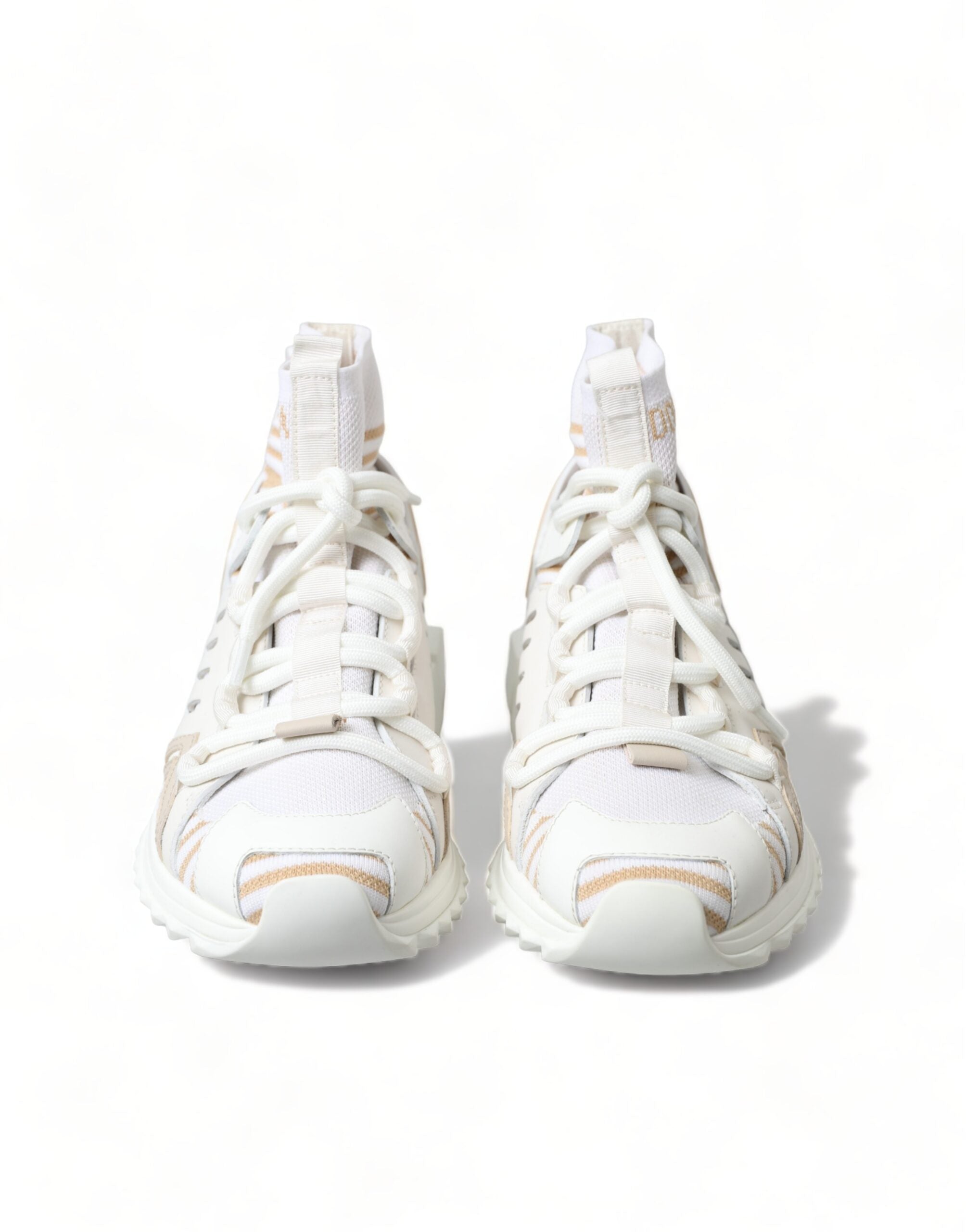 Chaussures sneakers Dolce & Gabbana Sorrento blanches et beiges, mode élégante et confortable, vue de face.