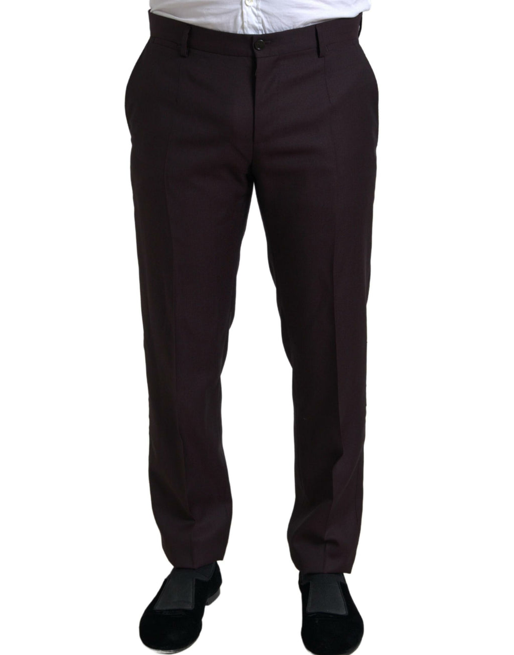 Costume Martini deux pièces en bordeaux de Dolce & Gabbana, veste à double boutonnage et pantalon assorti.