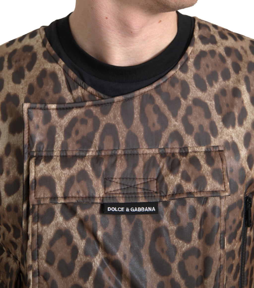 Ensemble de sport sans manches Dolce & Gabbana en soie marron à imprimé léopard, élégant et confortable pour l'activité physique.