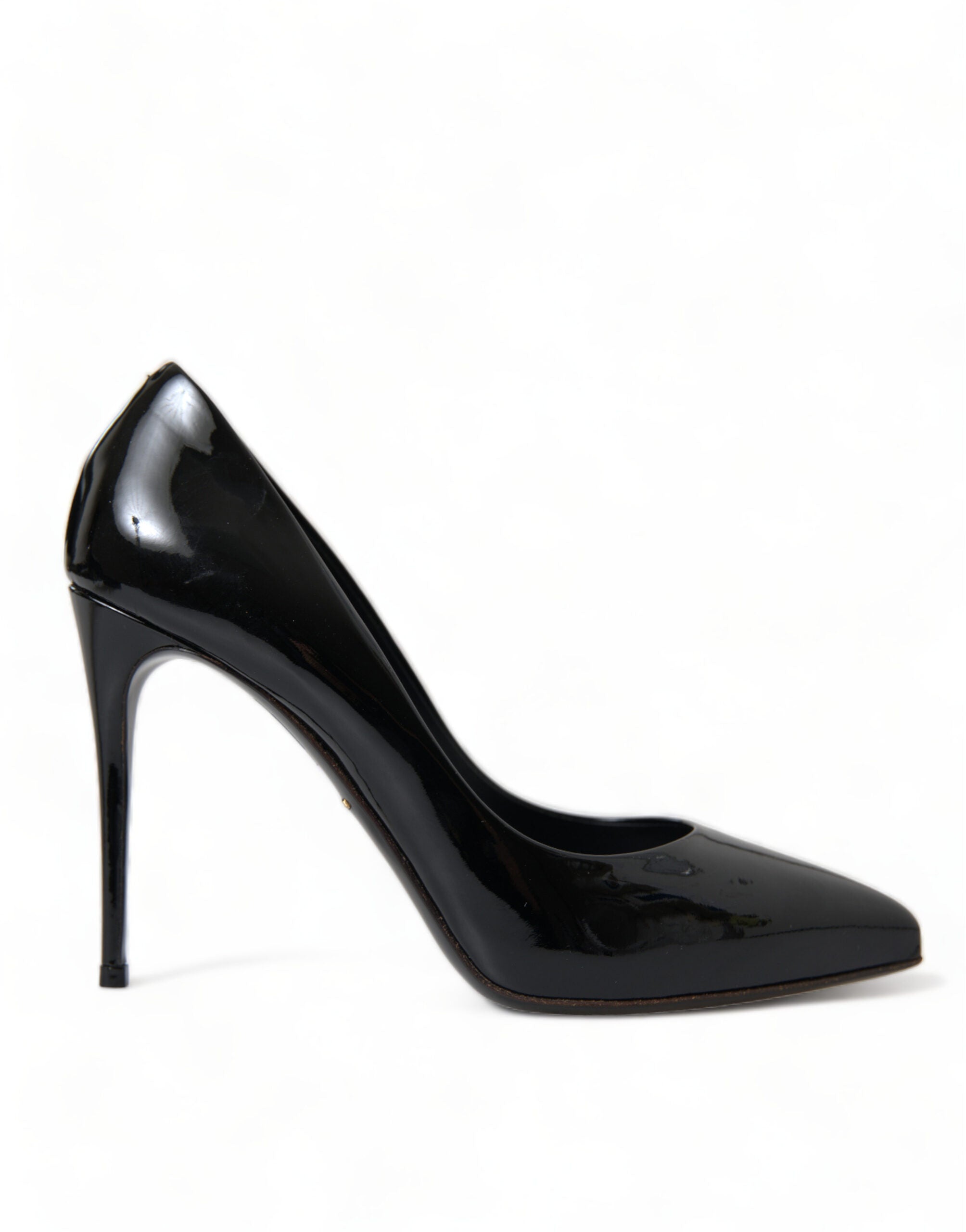 Chaussures à talons en cuir verni noir Dolce & Gabbana, pompe élégante pour femmes.