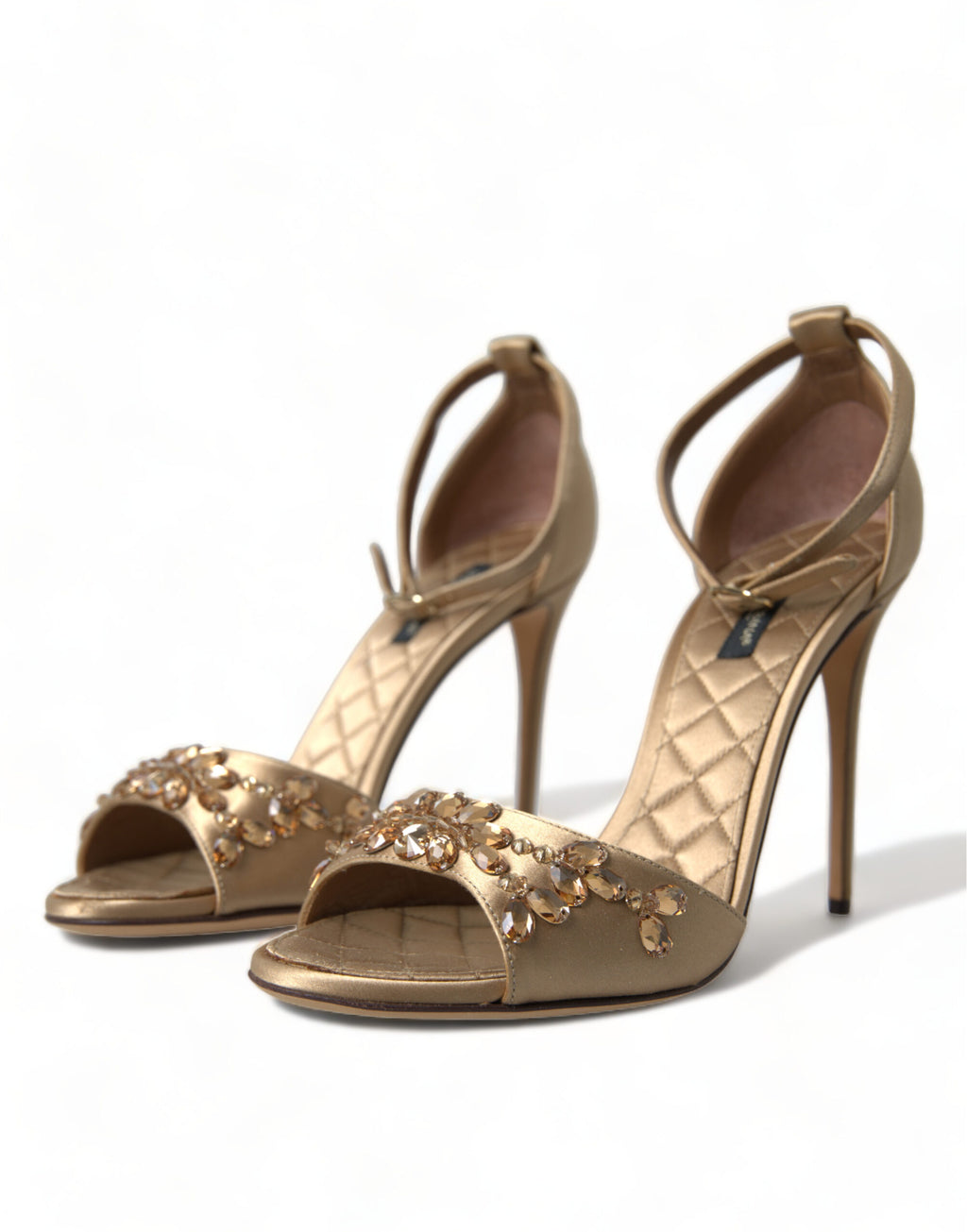 Sandales à talons dorées en satin avec bride à la cheville et cristaux de Dolce & Gabbana, chaussures élégantes pour femme.