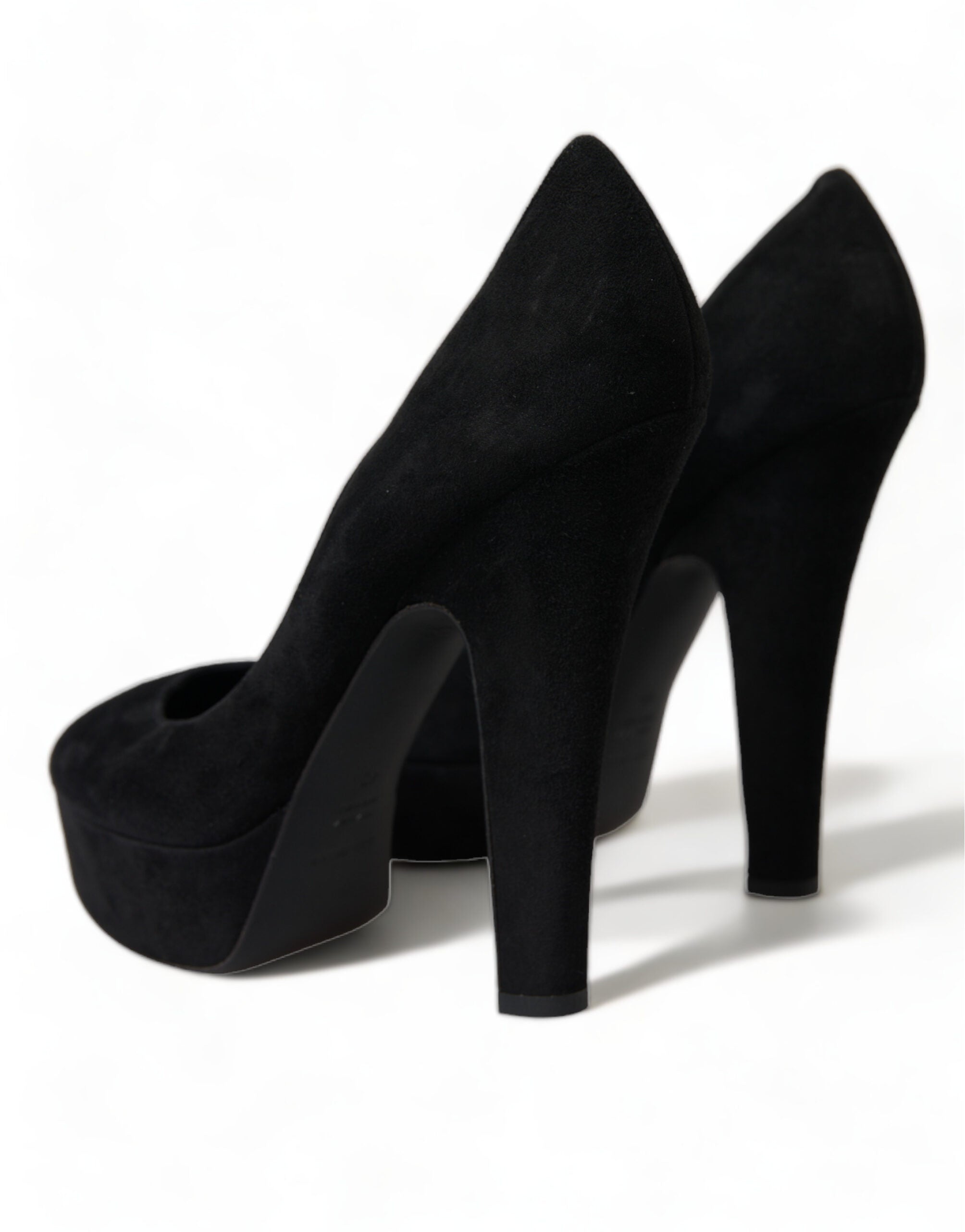 Chaussures à talons compensés en cuir suédé noir de Dolce & Gabbana, élégantes et sophistiquées.