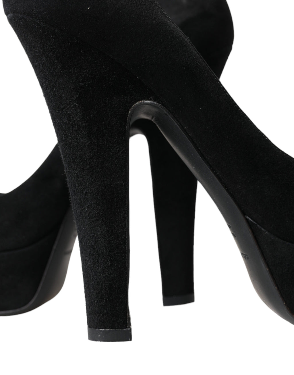 Chaussures à talons plateforme en cuir suédé noir de Dolce & Gabbana, élégantes et sophistiquées.