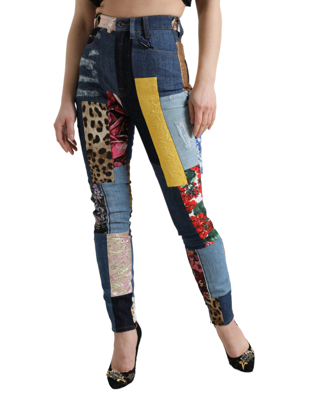 Jeans skinny Dolce & Gabbana en denim patchwork multicolore, vue de face avec détails colorés et style tendance.