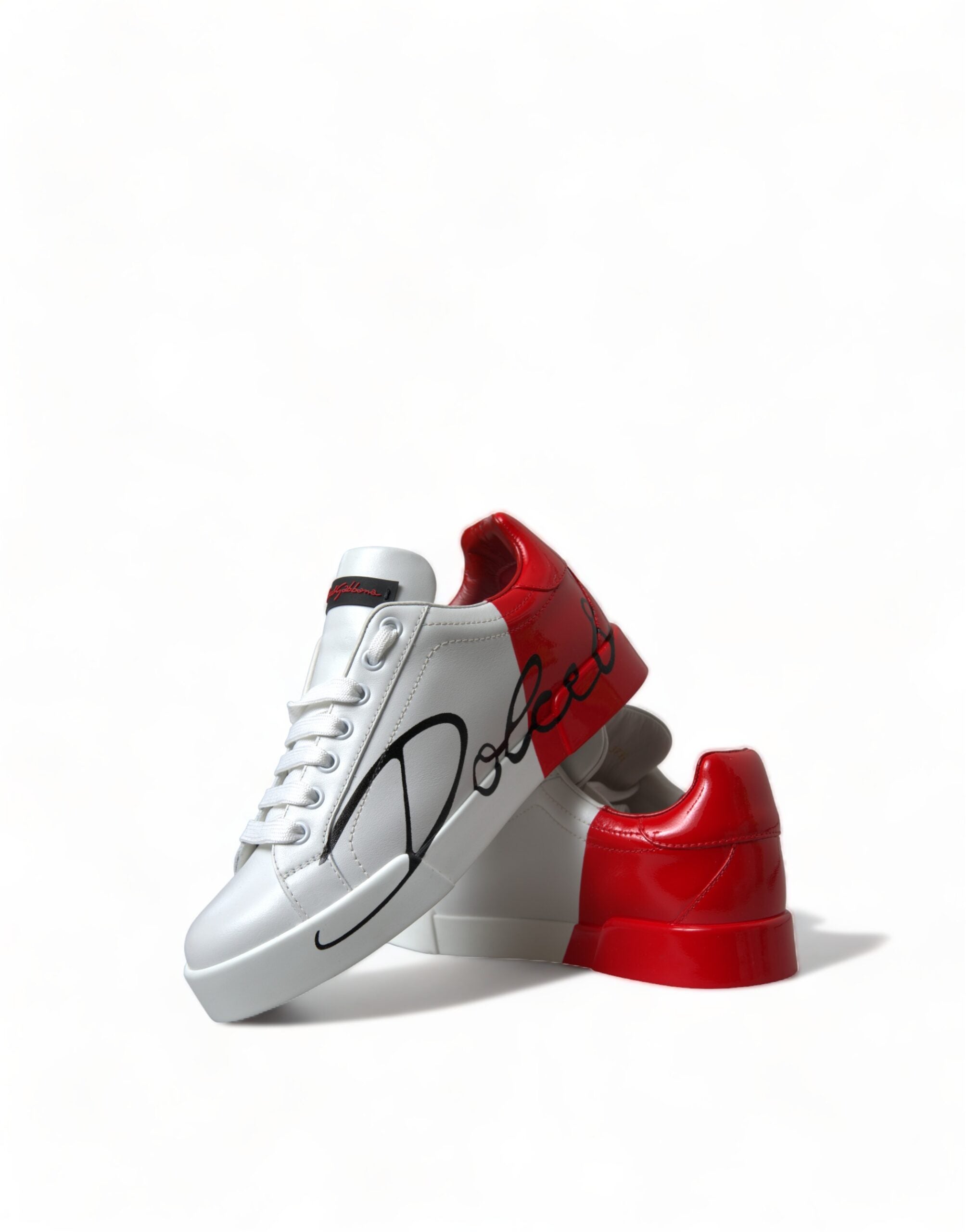 Chaussures basses pour femmes Dolce & Gabbana, baskets en dentelle blanche et rouge avec laçage, style décontracté.