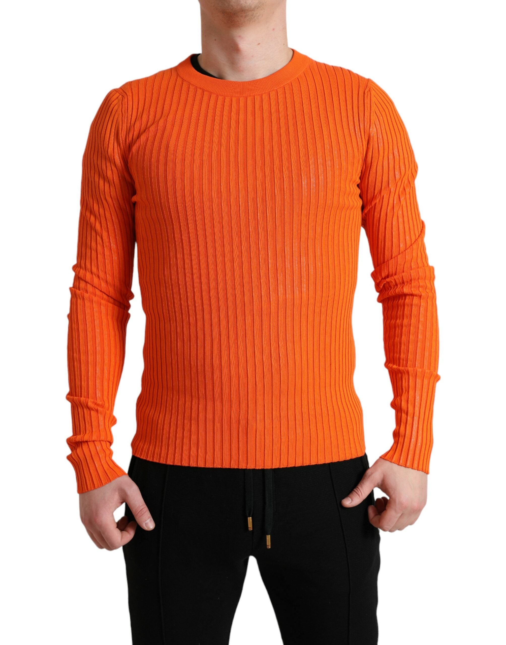 Pull homme Dolce & Gabbana en maille orange à col rond, détail tricoté, style élégant et confortable.