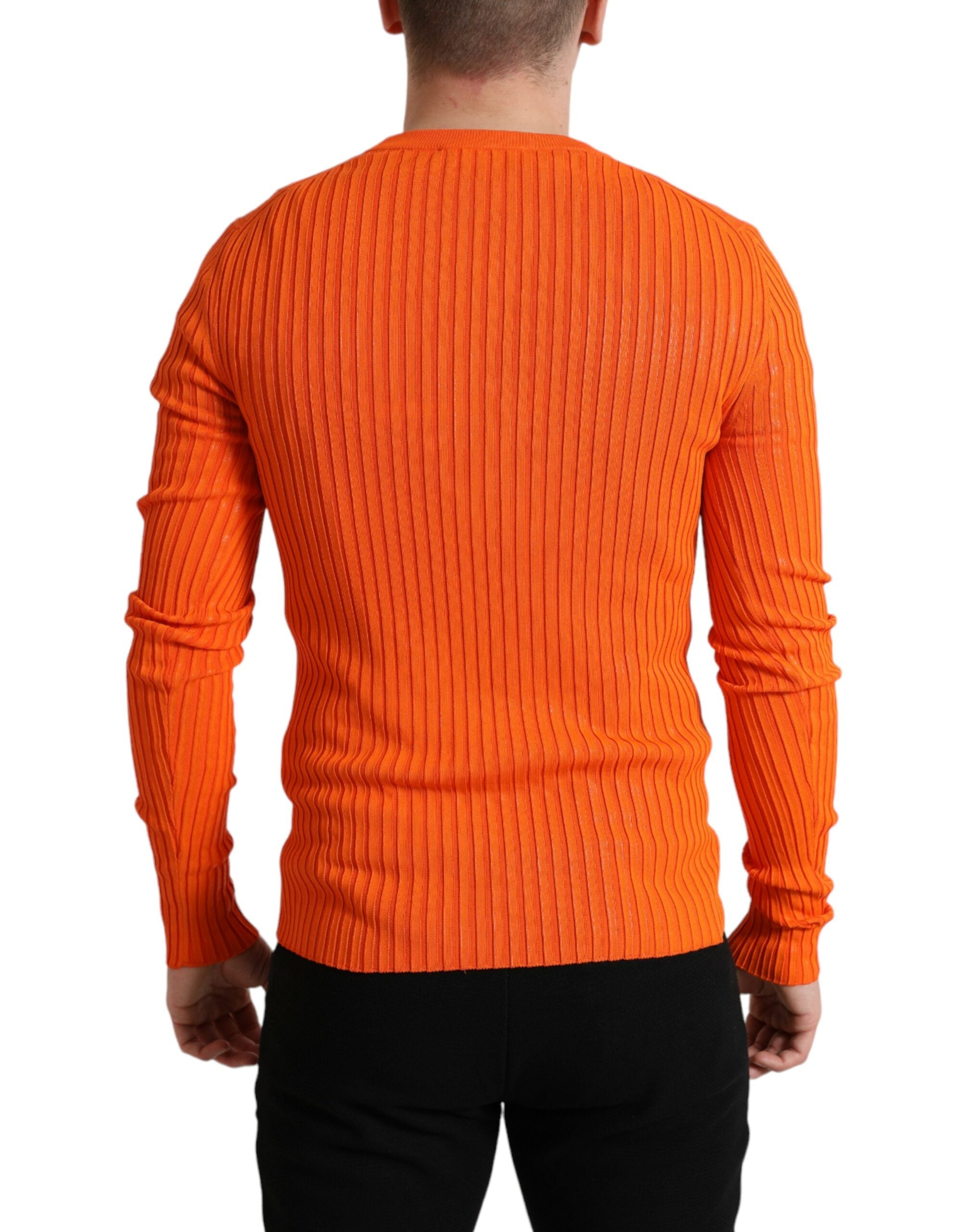 Pull homme Dolce & Gabbana orange en maille à col rond, détail tricoté, style élégant et confortable.