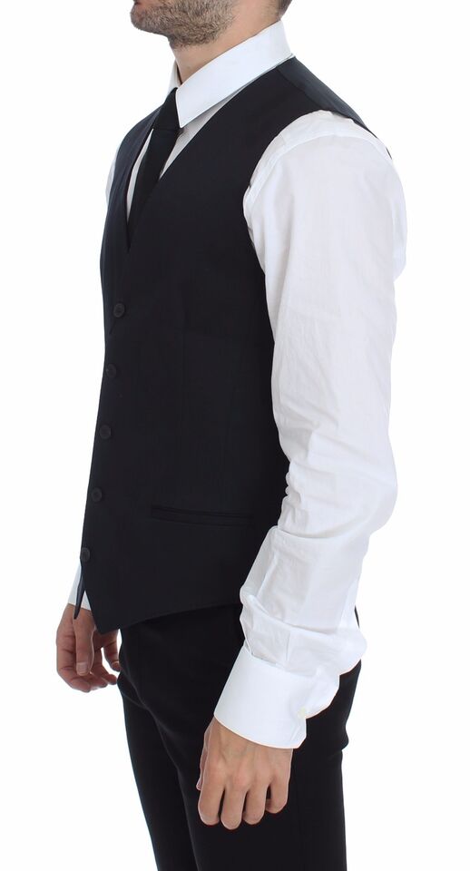 Gilet blazer en coton stretch bleu Dolce & Gabbana, élégant et ajusté, porté sur un mannequin.