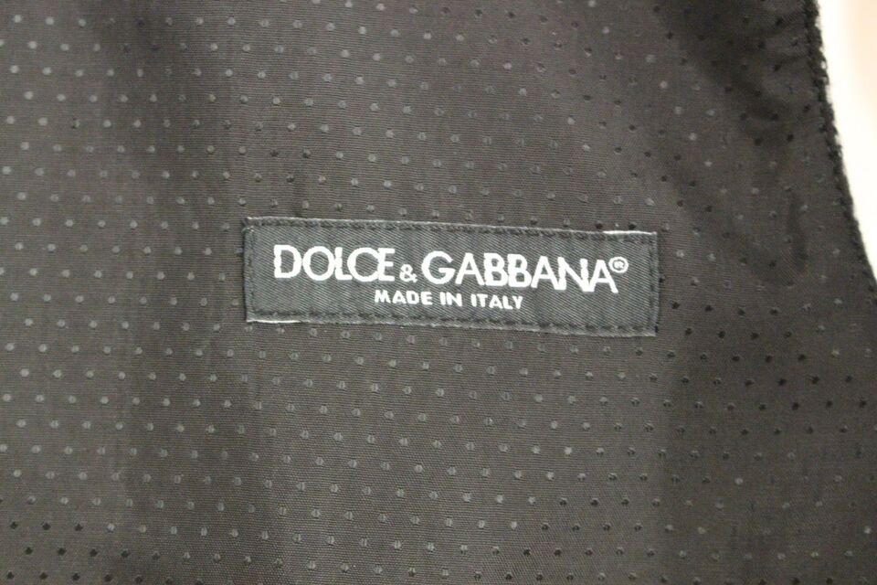Gilet Dolce & Gabbana en coton gris avec logo, veste sans manches élégante pour homme.