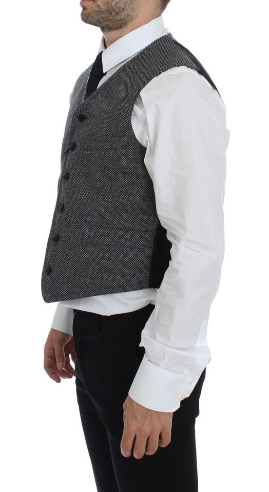 Gilet Dolce & Gabbana en coton gris avec logo, veste sans manches élégante pour homme ou femme.