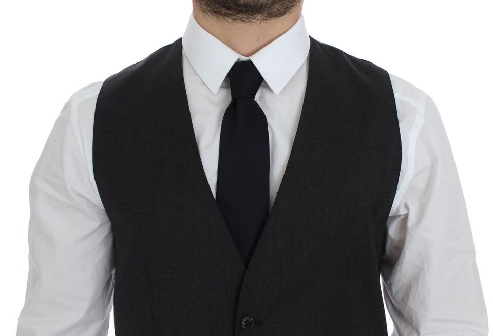 Gilet formel en laine grise Dolce & Gabbana, veste élégante pour homme, détail de la texture en laine.