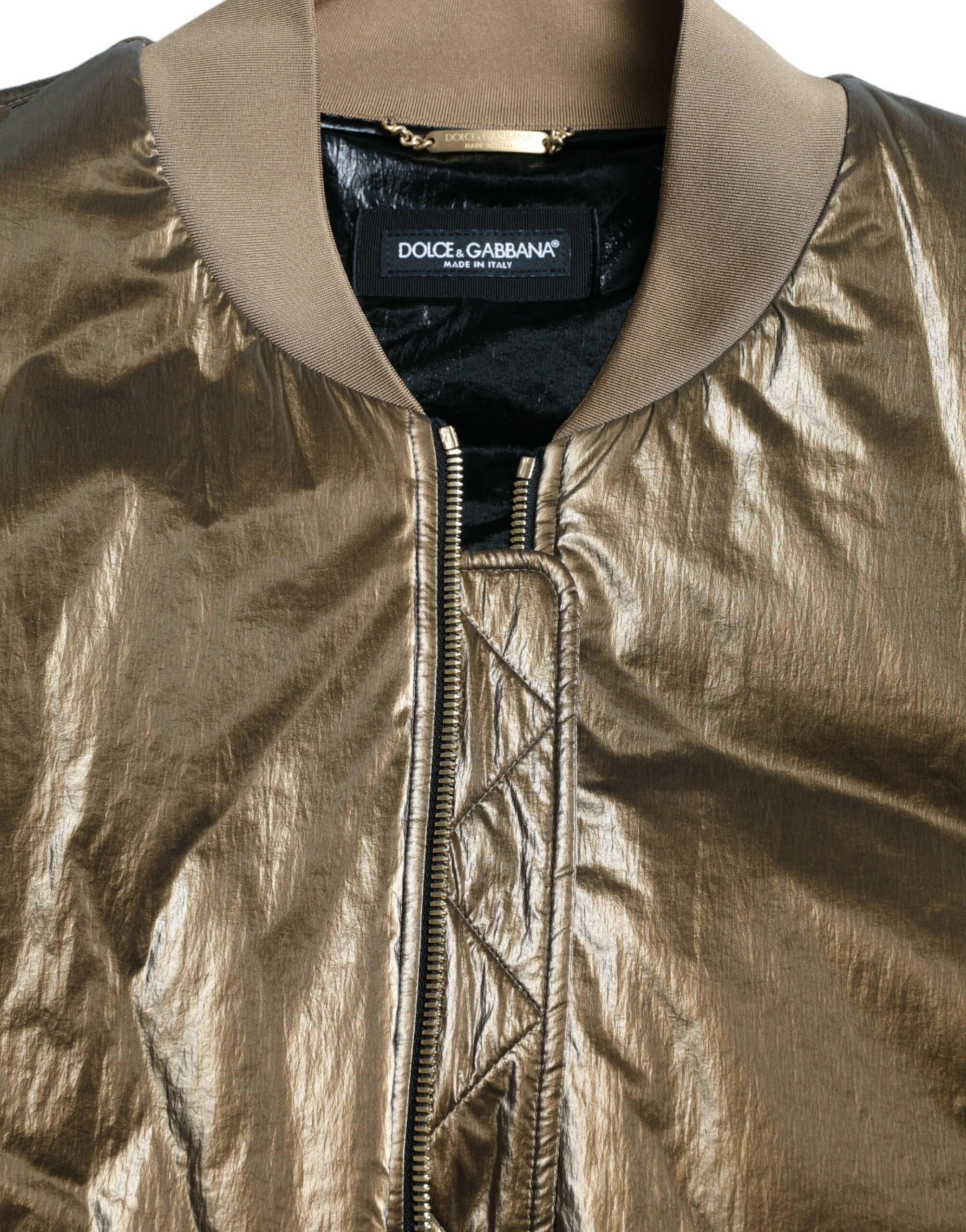 Veste bomber homme Dolce & Gabbana en nylon bronze avec fermeture éclair complète, style élégant et moderne.