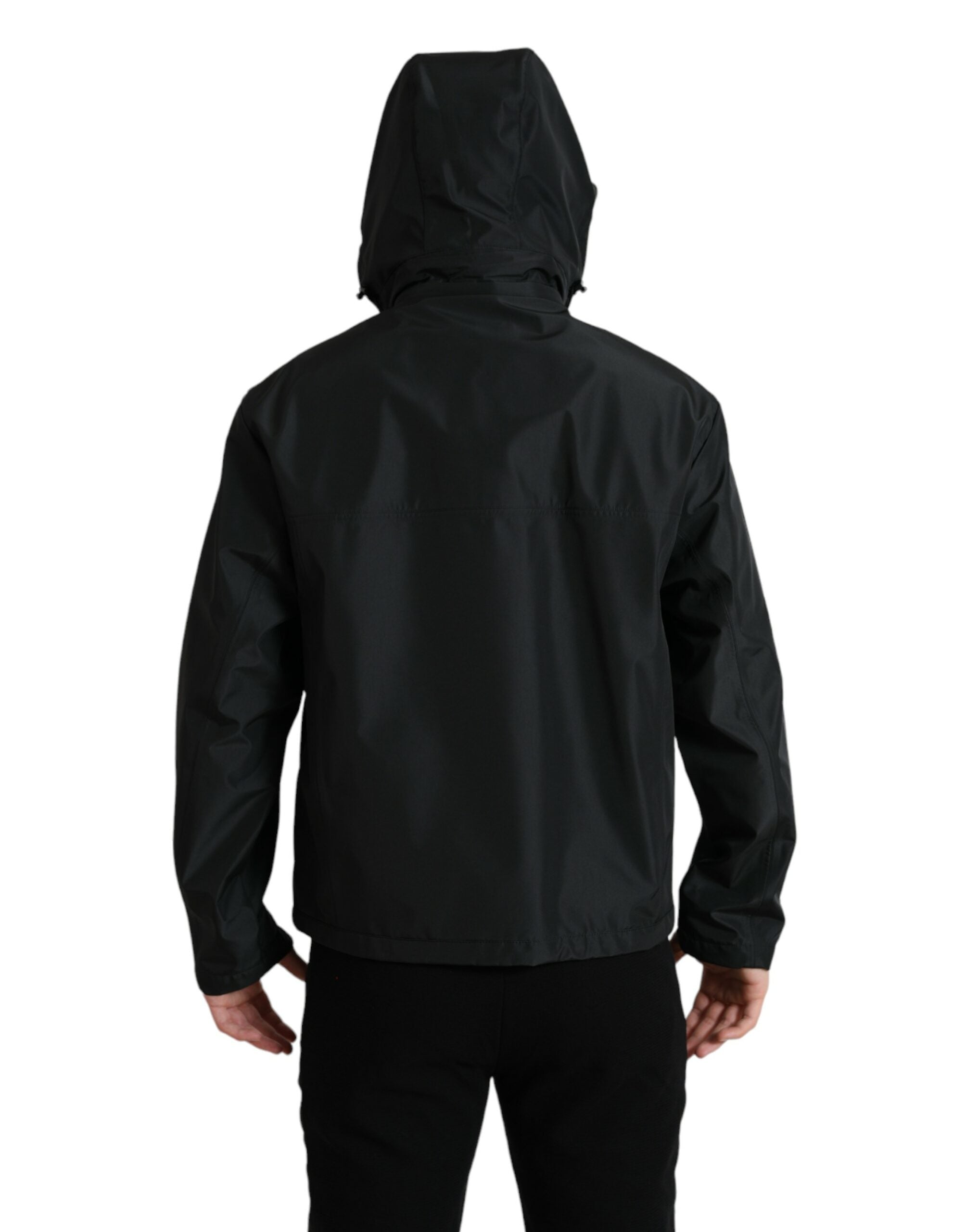 Veste à capuche en polyester noir Dolce & Gabbana avec plaque logo, style décontracté et moderne.