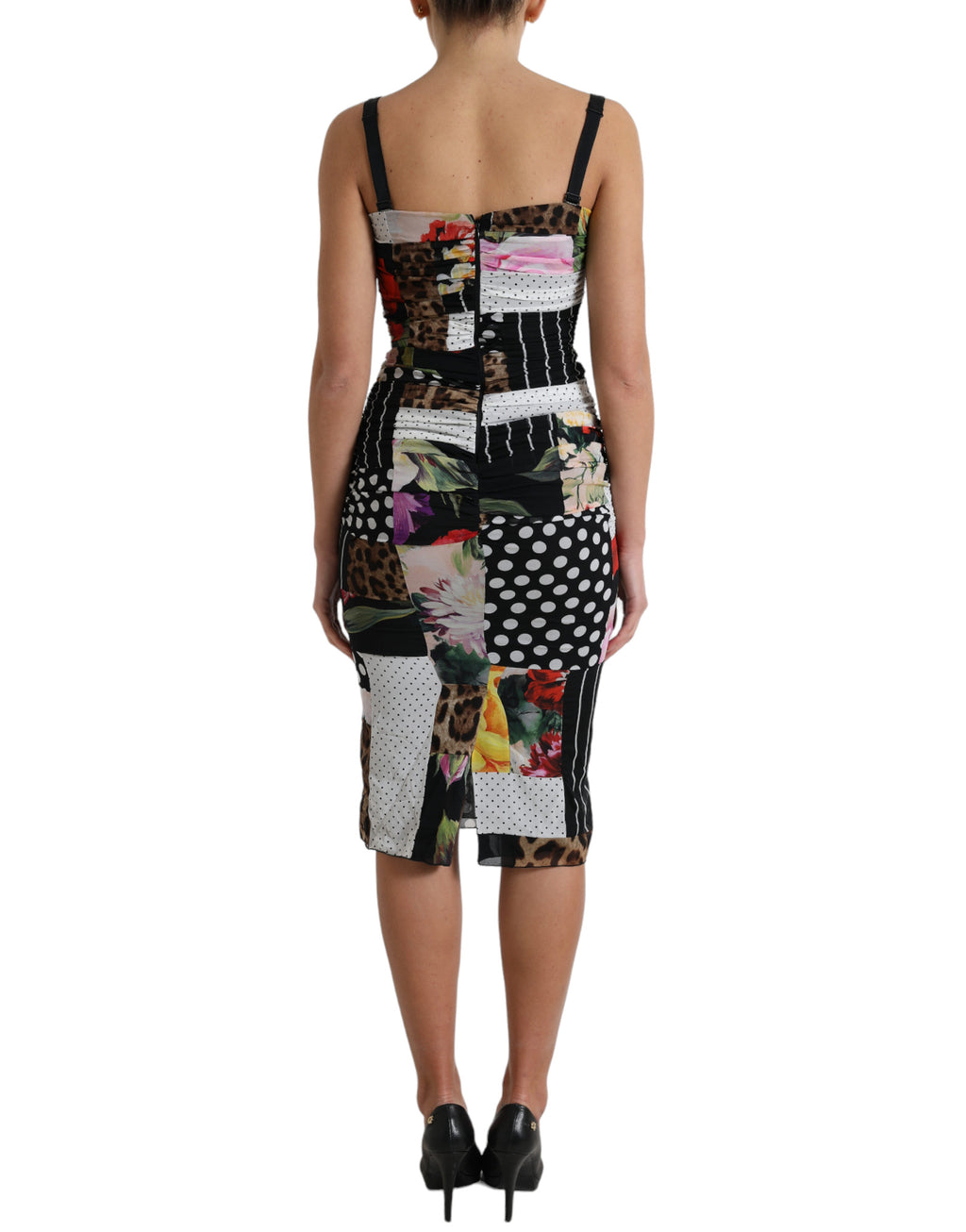 Robe moulante Dolce & Gabbana à patchwork multicolore, motif floral et léopard, longueur midi, style élégant et féminin.
