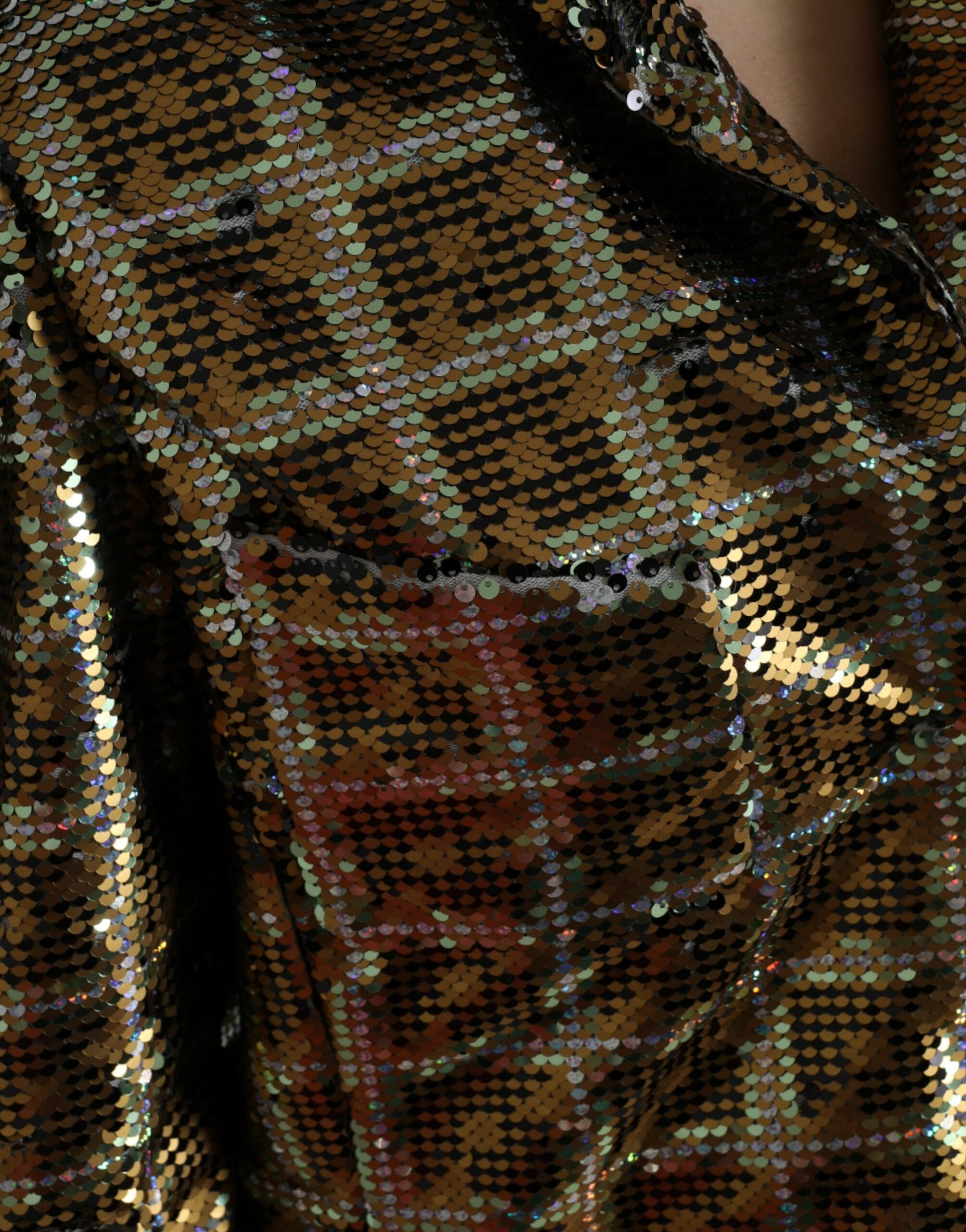 Veste courte en polyester multicolore avec sequins, signé Dolce & Gabbana, vue de face, mode élégante et tendance.