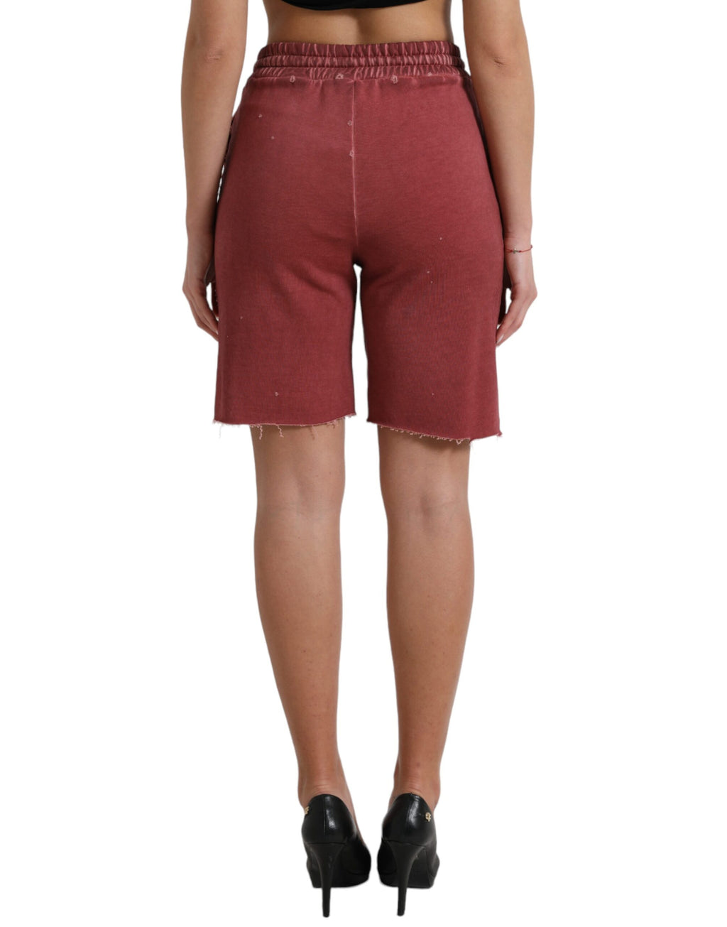 Shorts Dolce & Gabbana en coton bordeaux à taille haute, sweatshorts décontractés pour femmes, style confortable et tendance.