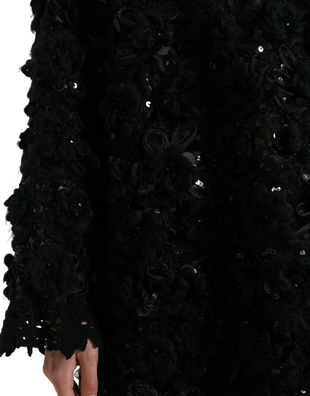 Pull en cachemire noir Dolce & Gabbana avec sequins et embellissements, style élégant et sophistiqué.