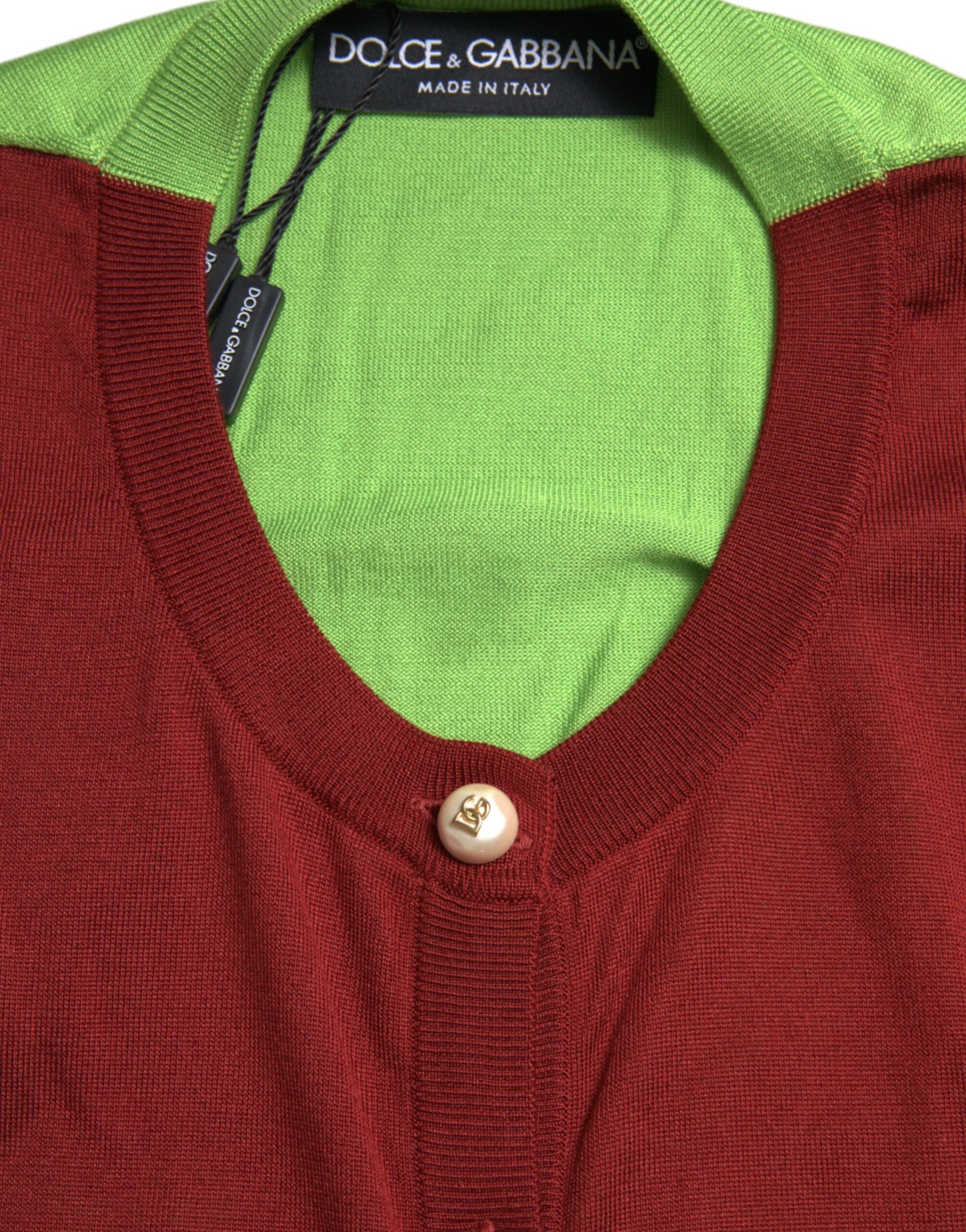 Pull Dolce & Gabbana en soie à blocs de couleurs, col rond, style cardigan multicolore pour femme.