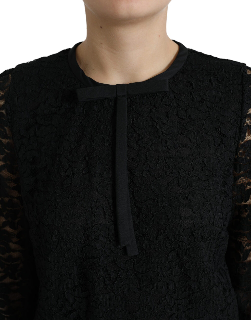 Blouse noire Dolce & Gabbana STAFF en dentelle florale et nylon, élégante et sophistiquée.