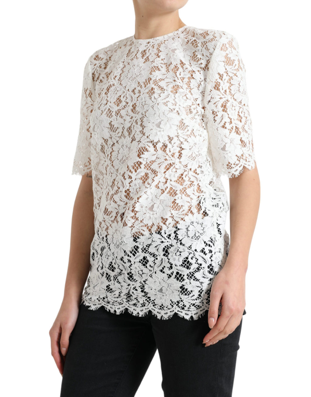 Haut blanc en coton à col rond avec dentelle florale Dolce & Gabbana, blouse élégante et féminine.