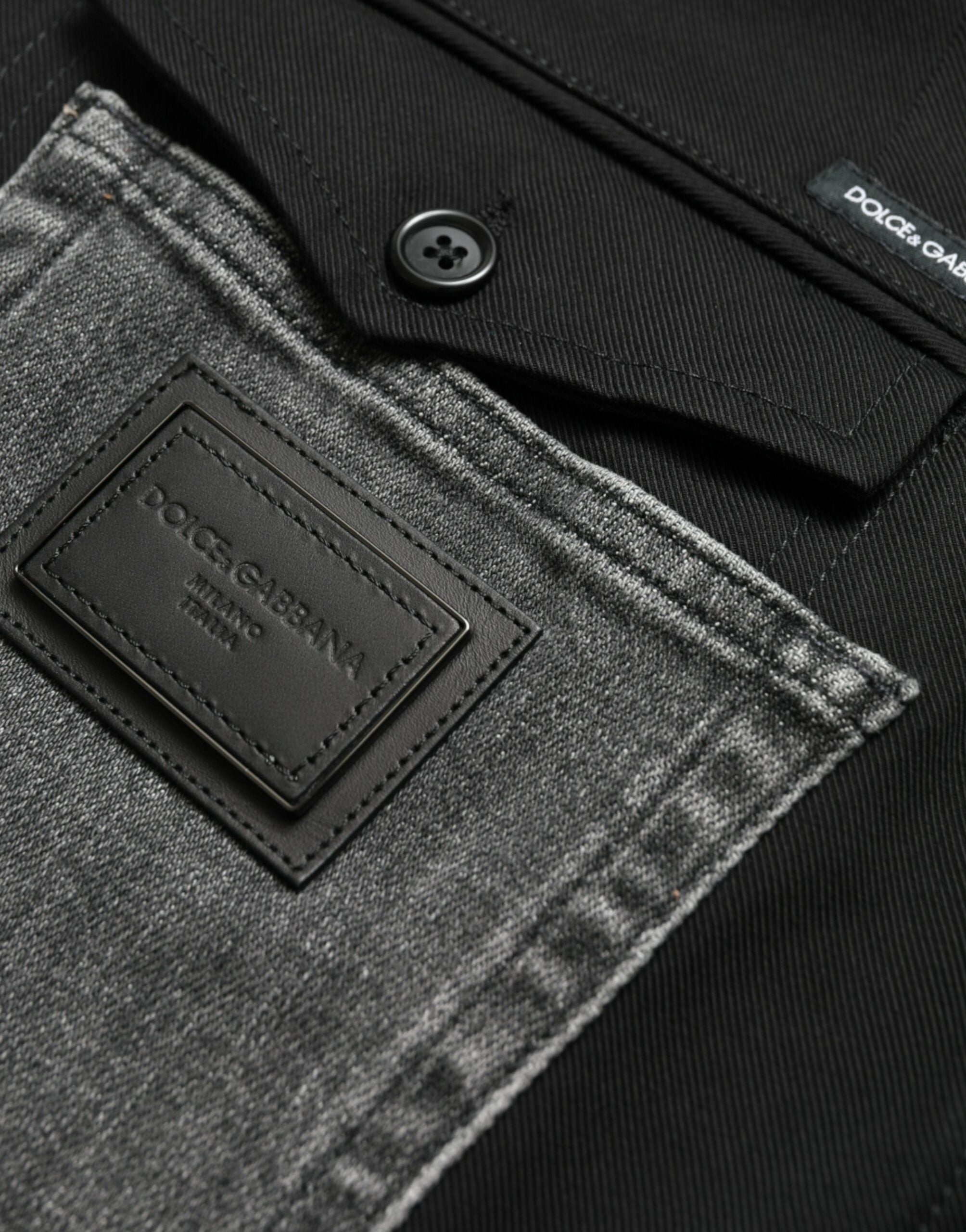 Jeans slim en coton denim noir et gris de Dolce & Gabbana, pantalon élégant pour homme ou femme.