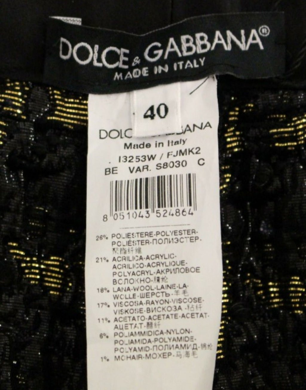 Shorts en tissu noir Dolce & Gabbana, pantalons décontractés avec taille à la ceinture et poches, mode élégante pour homme.