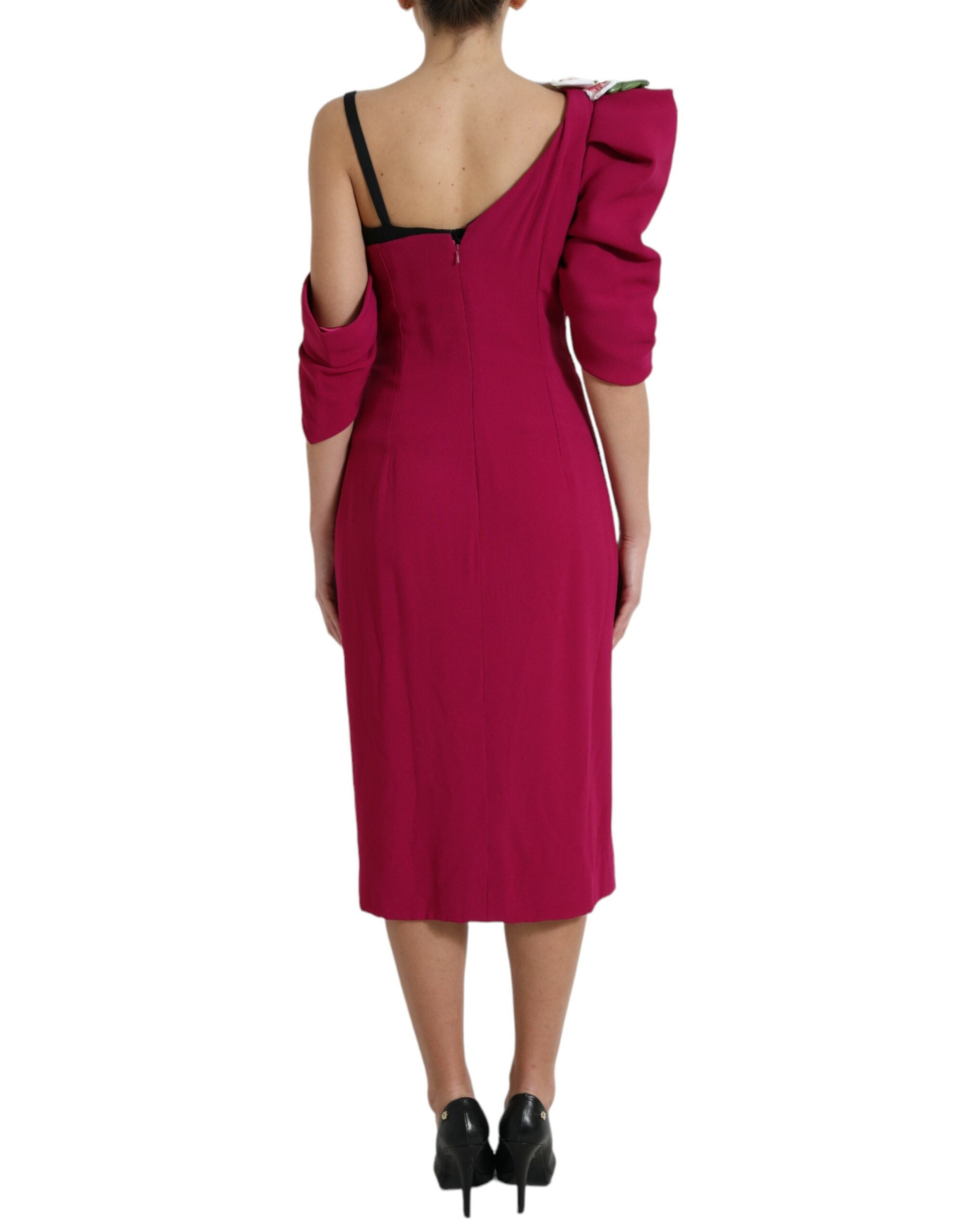 Robe à une épaule Dolce & Gabbana violette avec embellissements floraux, style élégant et sophistiqué.