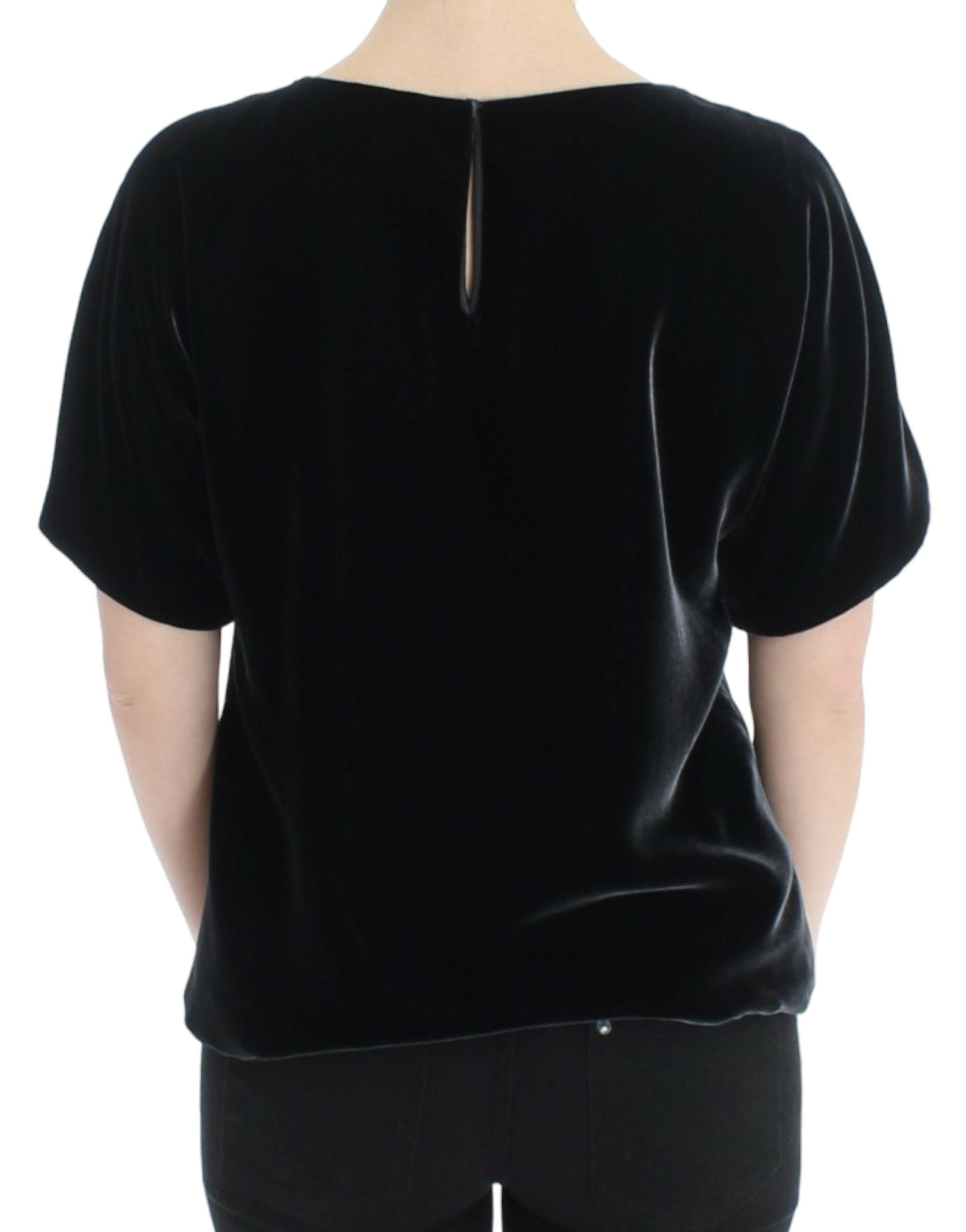 Blouse noire en velours à manches courtes de Dolce & Gabbana, élégante et raffinée, vue de face.