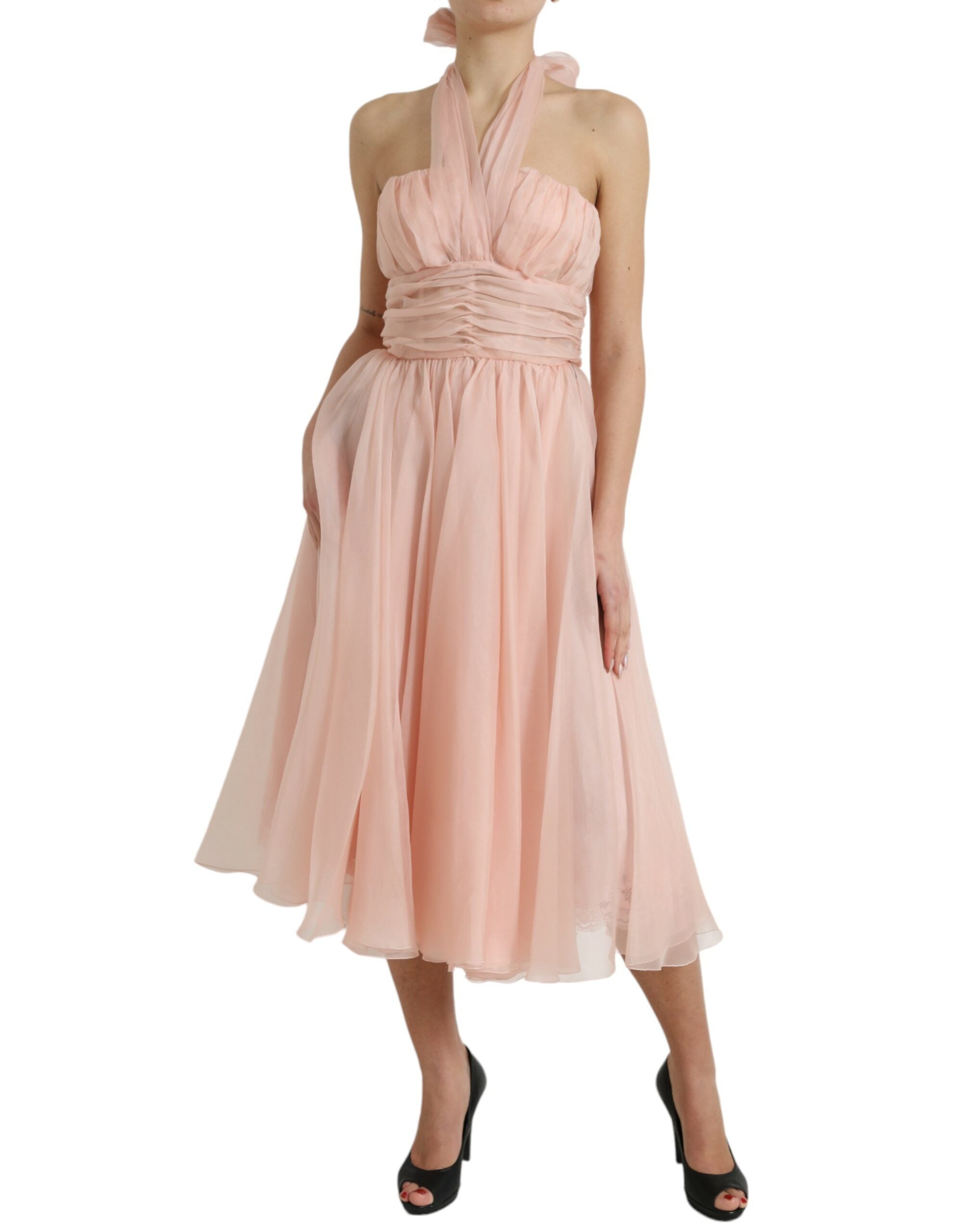 Robe midi en soie rose en chiffon à encolure halter, style plissé A-line, de la marque Dolce & Gabbana.