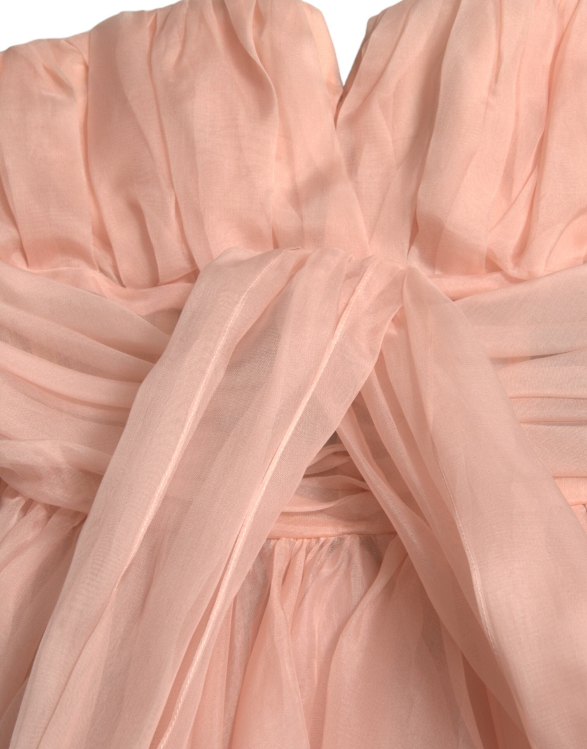 Robe midi plissée en soie chiffon rose Dolce & Gabbana, robe à col halter élégant avec coupe A-line.