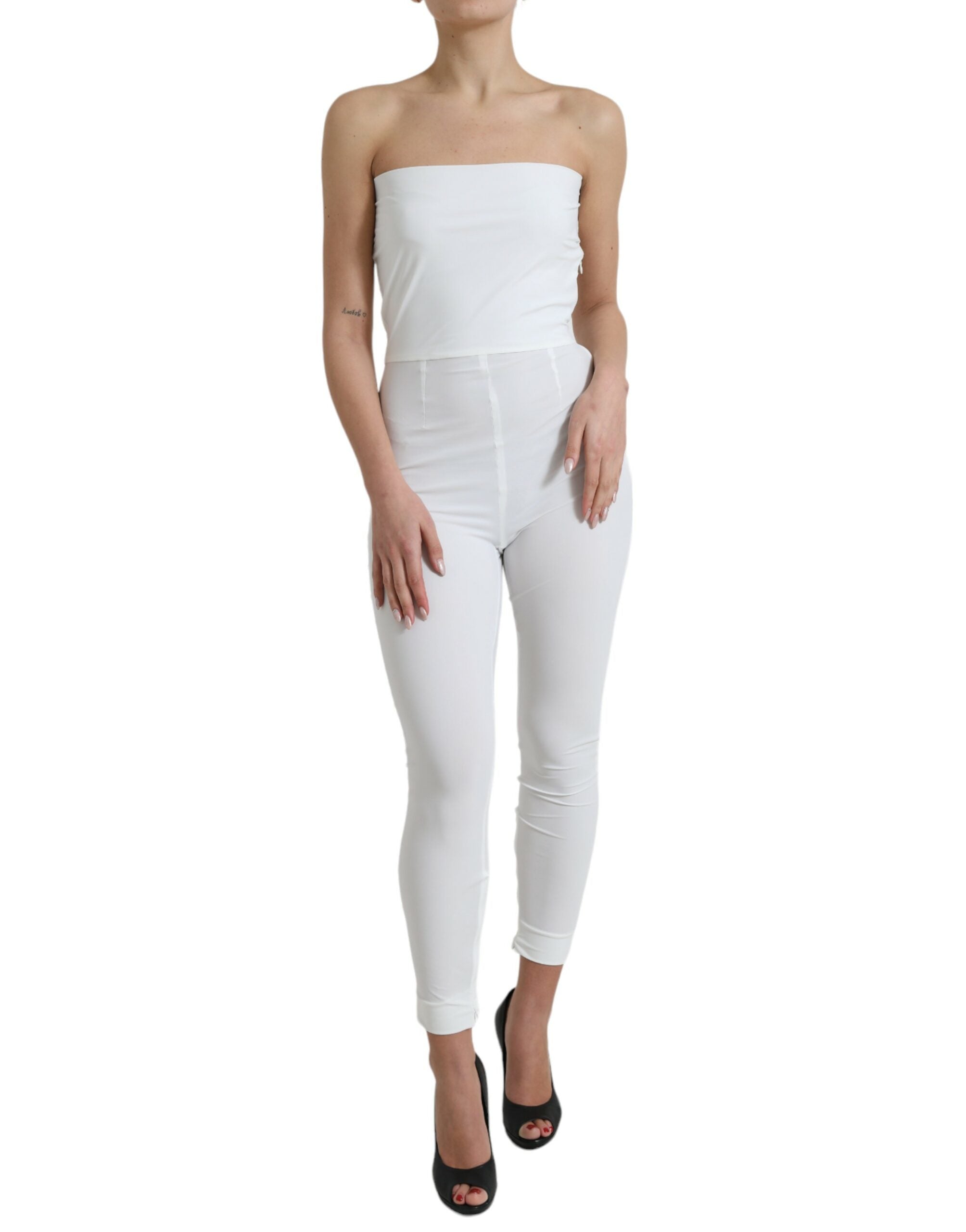 Combinaison courte blanche en nylon sans bretelles de Dolce & Gabbana, ajustée et élégante, pour un look sophistiqué.