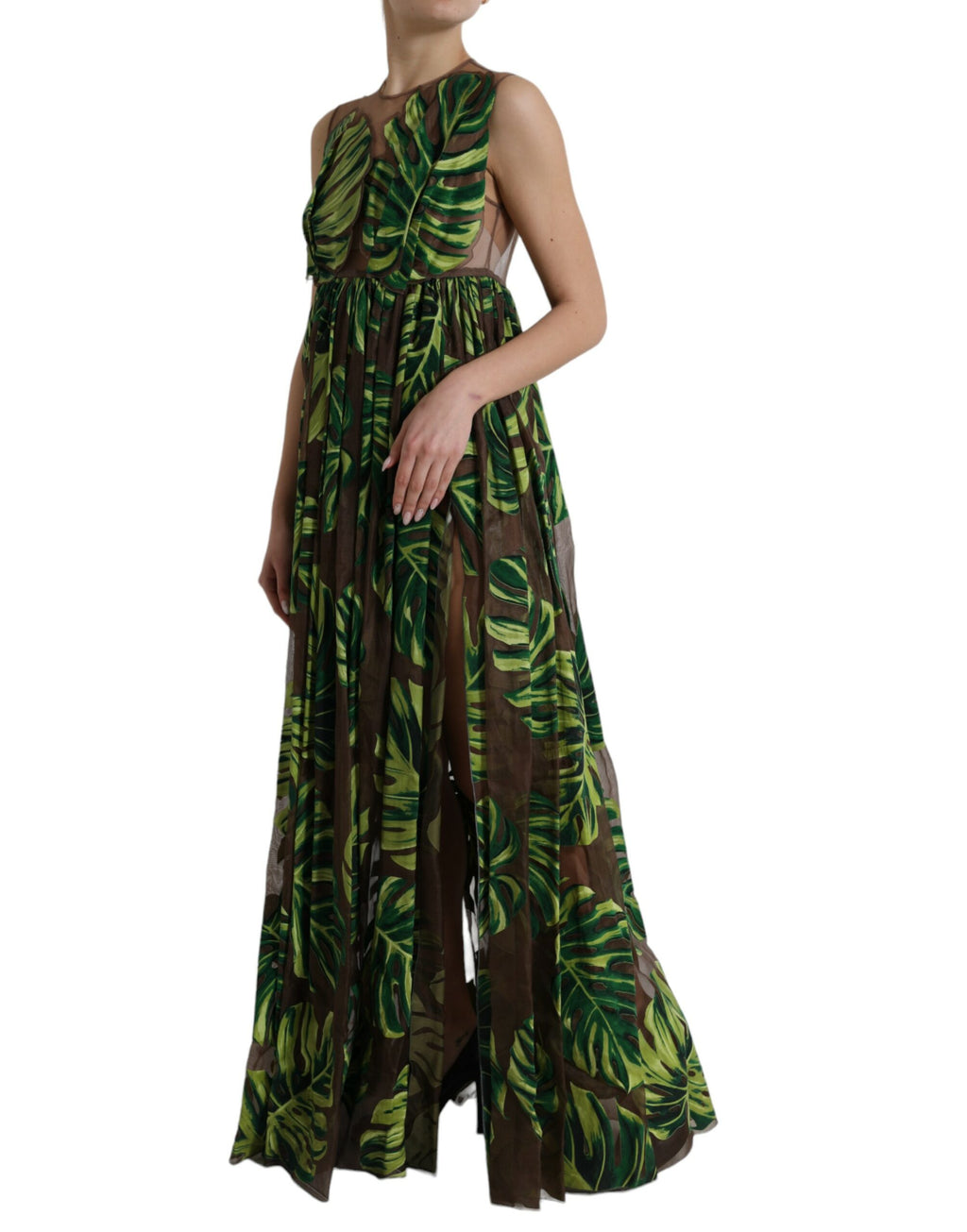 Robe longue sans manches Dolce & Gabbana à motif feuilles de bananier vert, style maxi élégant et fluide.