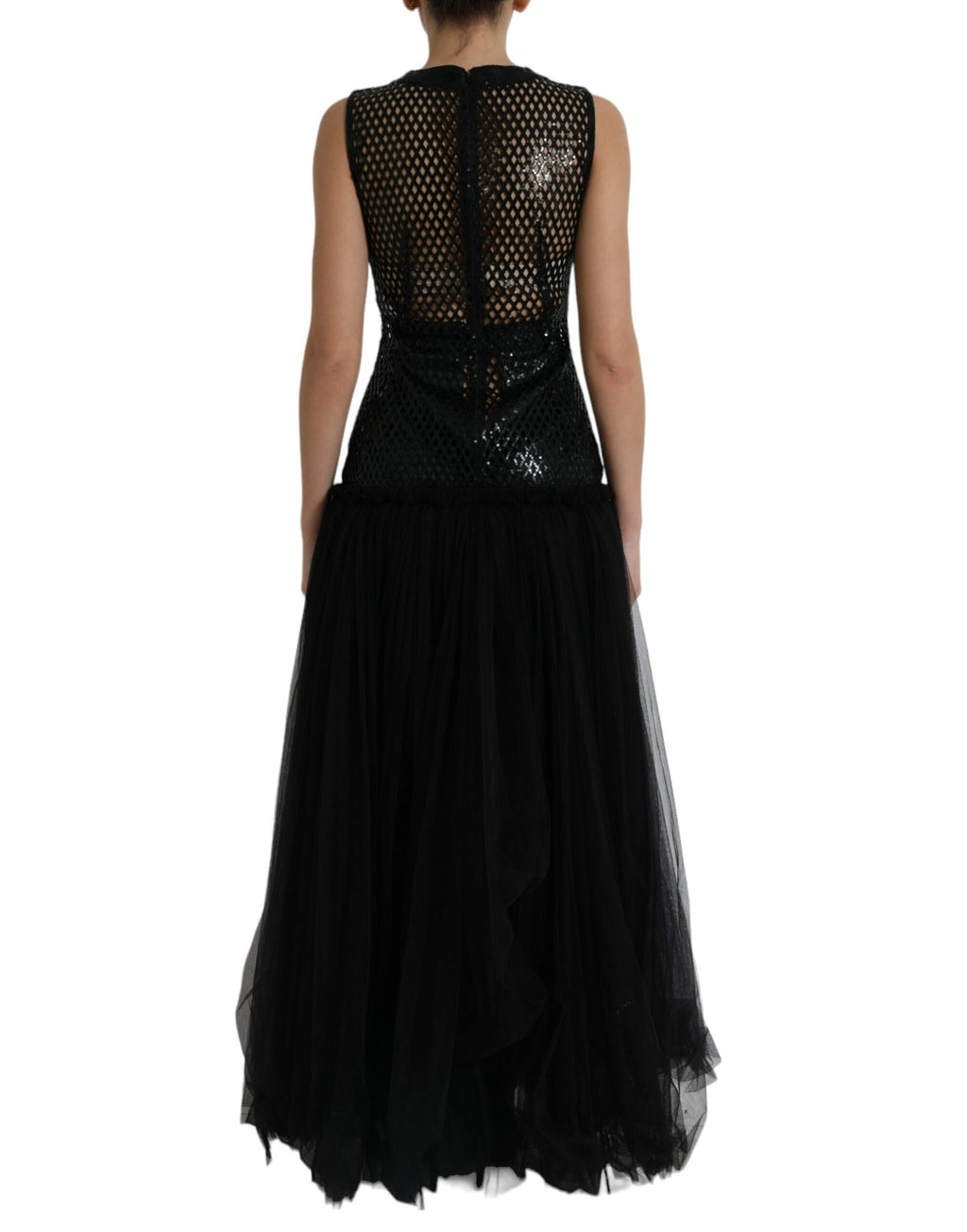 Robe longue sans manches Dolce & Gabbana en tulle noir à sequins et superpositions, élégante et sophistiquée.