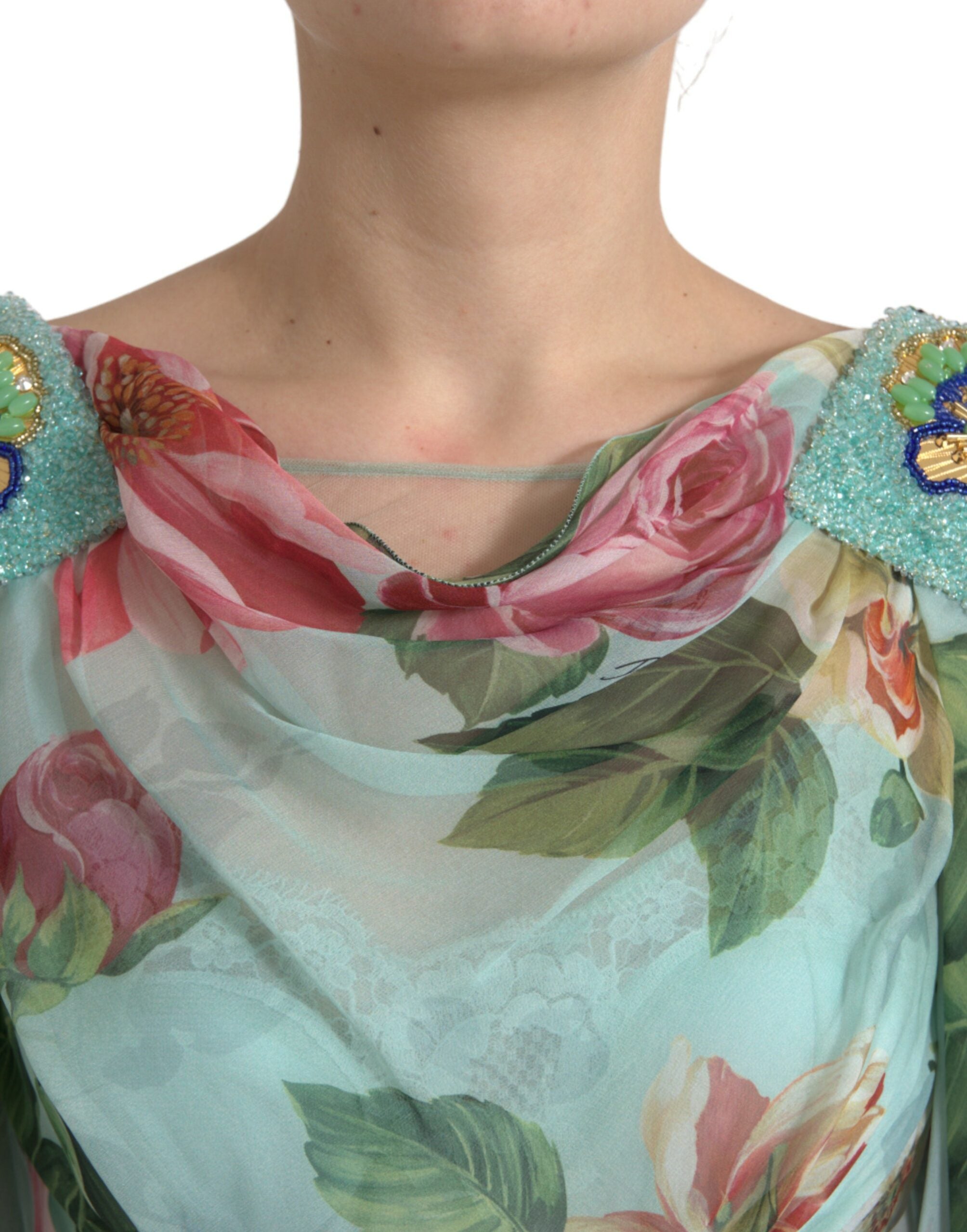Robe longue à fleurs bleues à plusieurs couches de Dolce & Gabbana, design élégant avec imprimé floral et style maxi.
