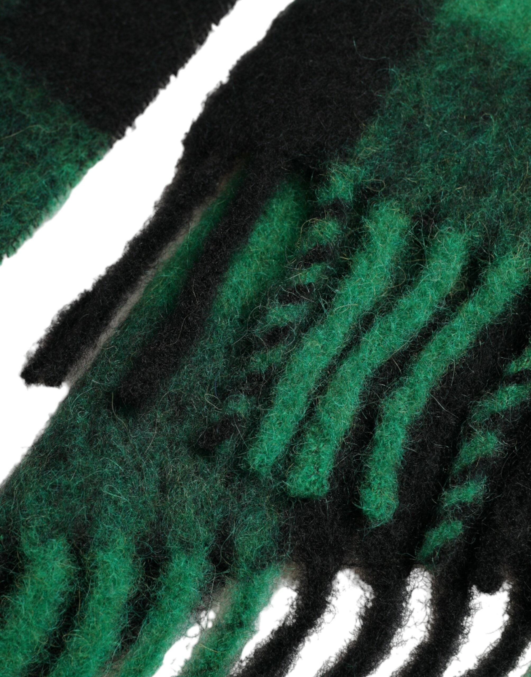 Poncho Dolce & Gabbana à carreaux noir et vert, veste en laine élégante et chaude, portée sur un mannequin.