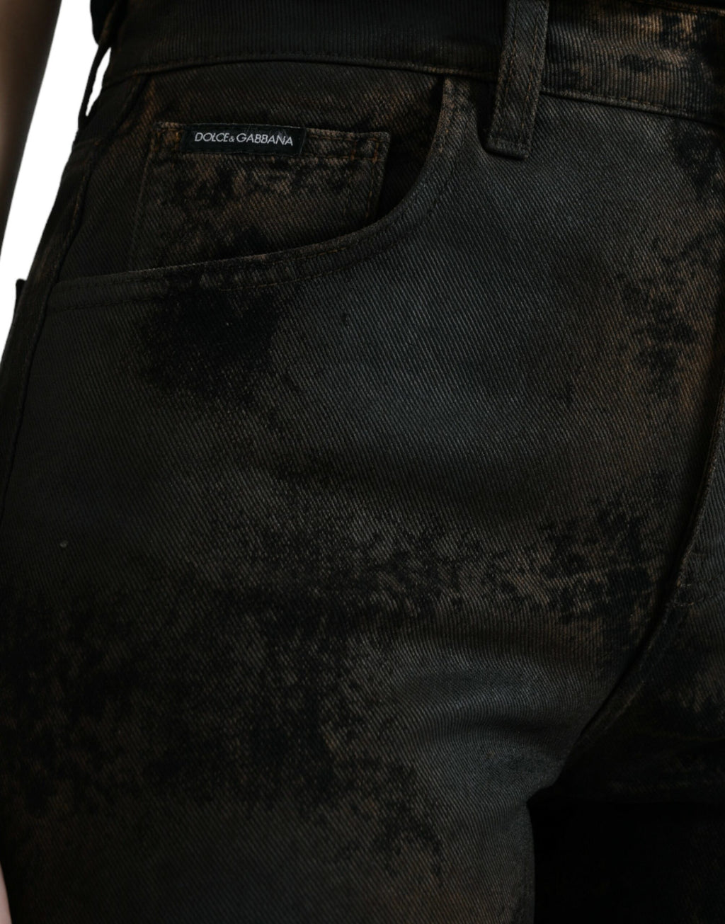 Jeans en denim marron Dolce & Gabbana Boyfriend à taille moyenne, coupe décontractée et coton, visible sur l'image.