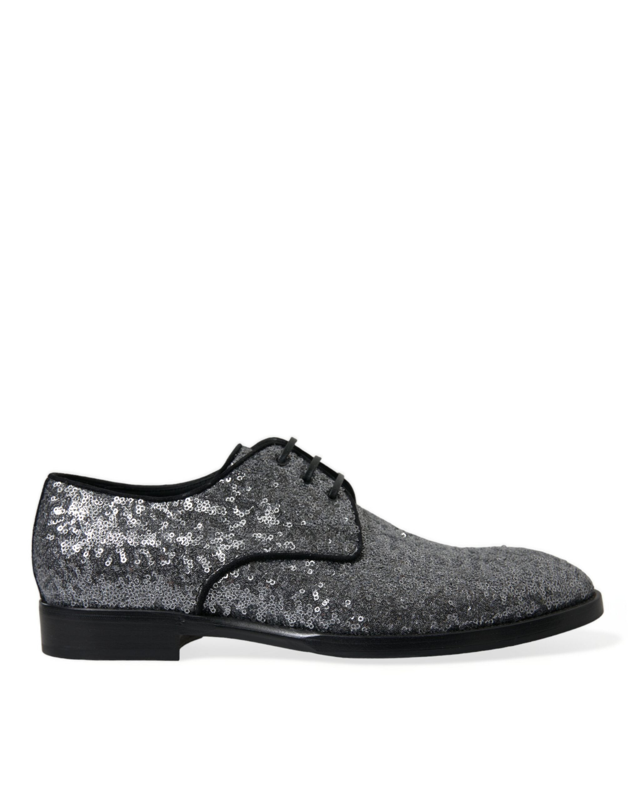 Chaussures Derby pour homme Dolce & Gabbana en dentelle argentée ornée de sequins et lacets, élégantes et sophistiquées.