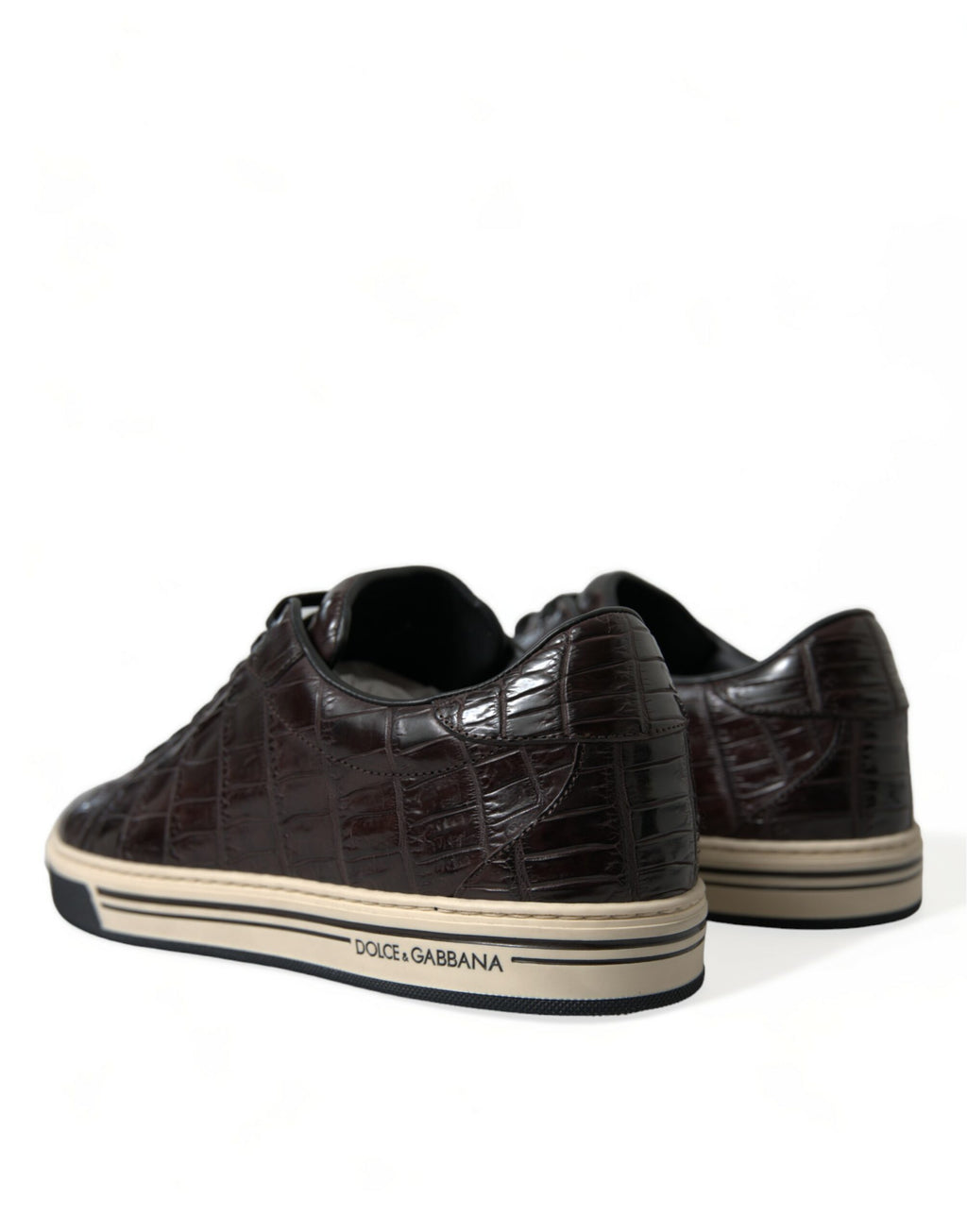 Chaussures décontractées pour hommes Dolce & Gabbana en cuir exotique marron croco, sneakers élégants et confortables.