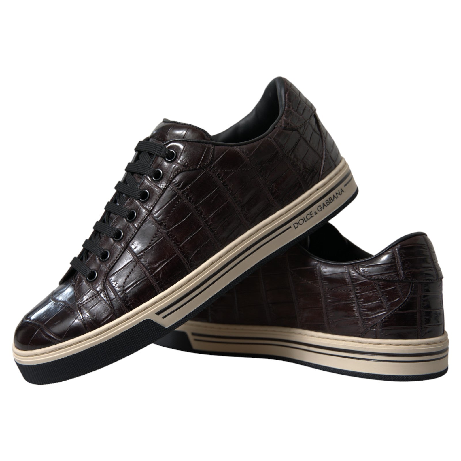 Chaussures sneakers décontractées pour hommes Dolce & Gabbana en cuir exotique marron crocodile.