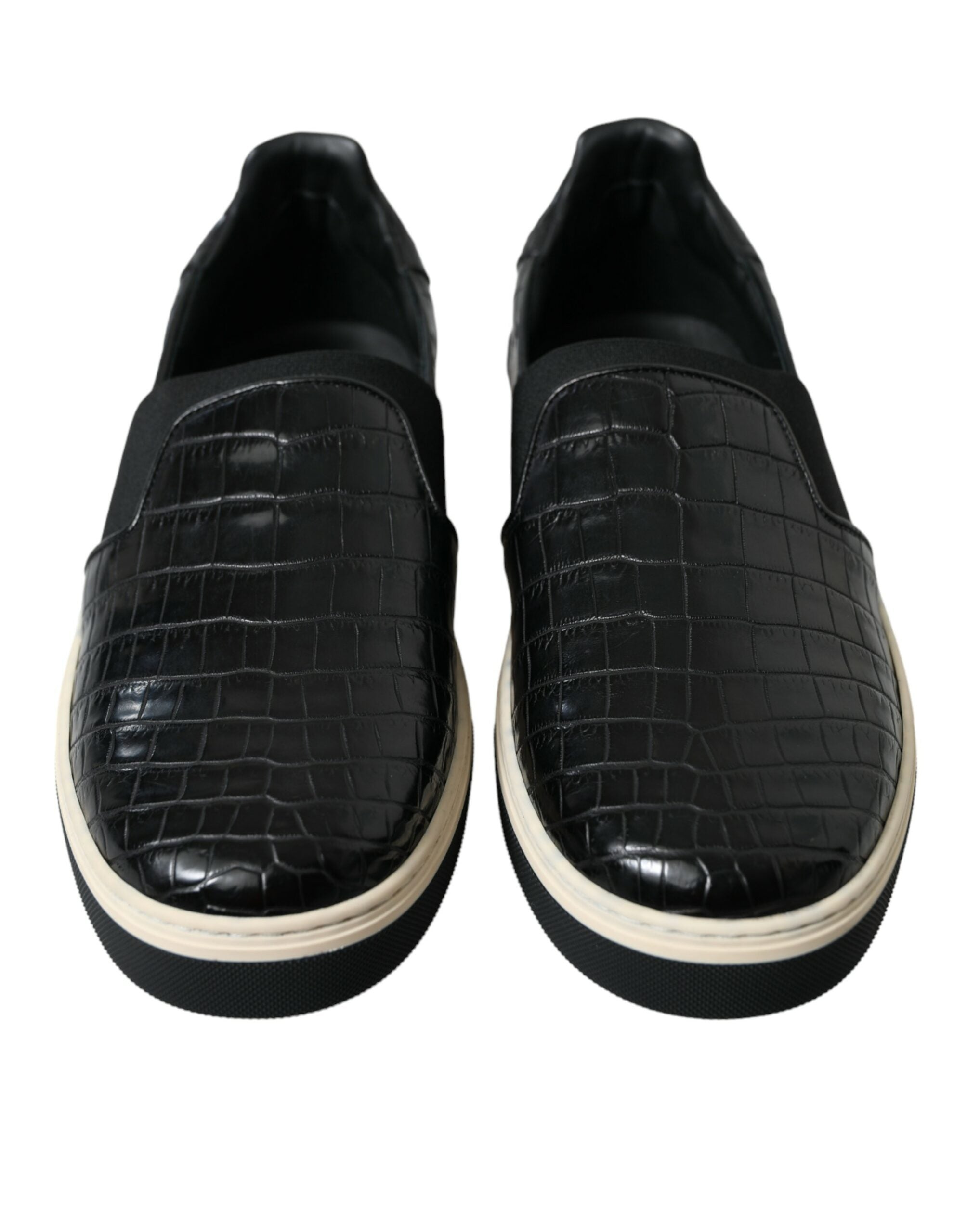 Chaussures sneakers en cuir exotique noir Dolce & Gabbana avec texture crocodile, vue de face.