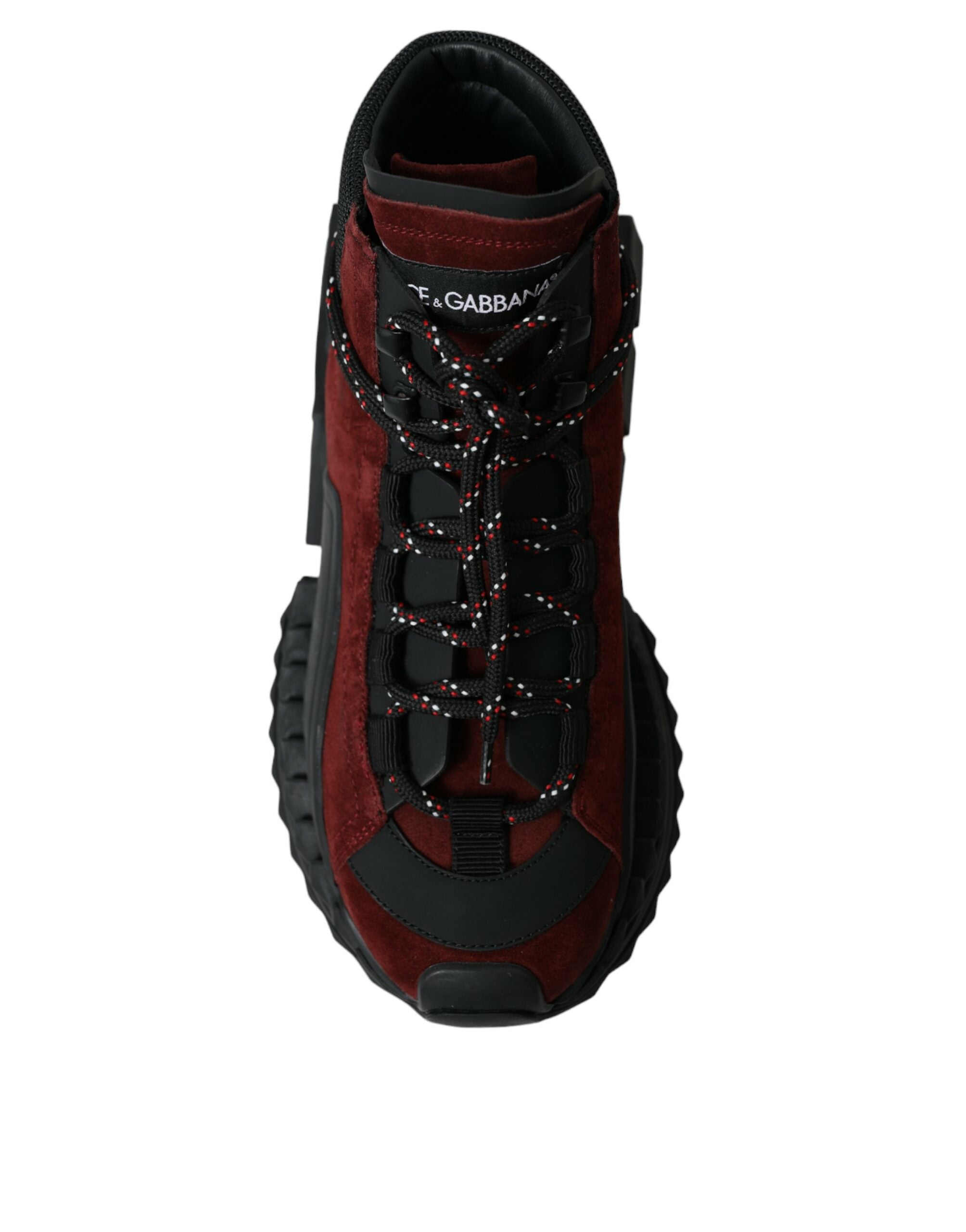 Baskets haut de gamme Dolce & Gabbana Super King High Top pour hommes en bordeaux, vue de côté avec semelle blanche.