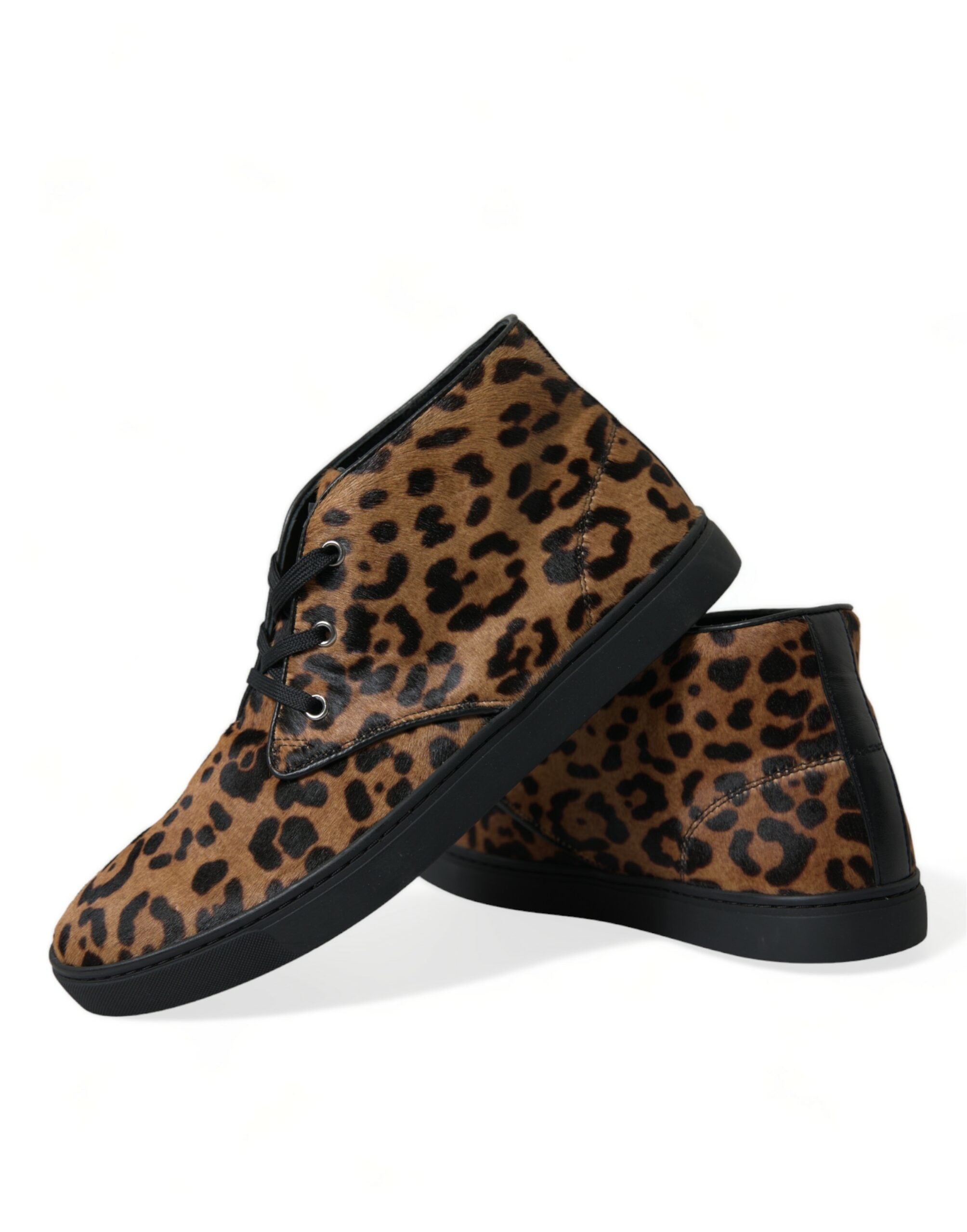 Chaussures sneakers en cuir de léopard marron en peau de pony de Dolce & Gabbana, style élégant et tendance.