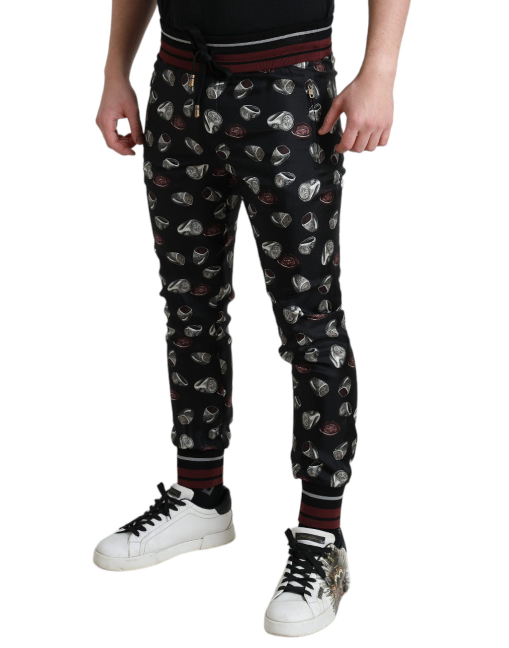 Pantalon jogging en soie noir Dolce & Gabbana, style décontracté avec ceinture élastique et coupe confortable.