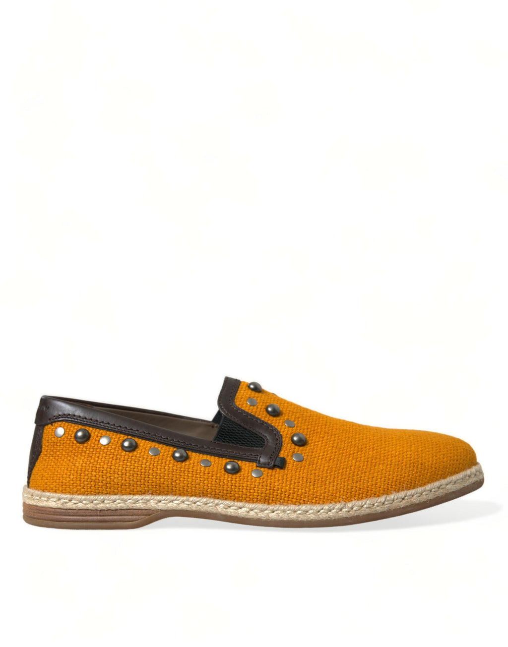 Chaussures mocassins en lin orange Dolce & Gabbana avec détails en cuir et clous, élégantes et confortables.
