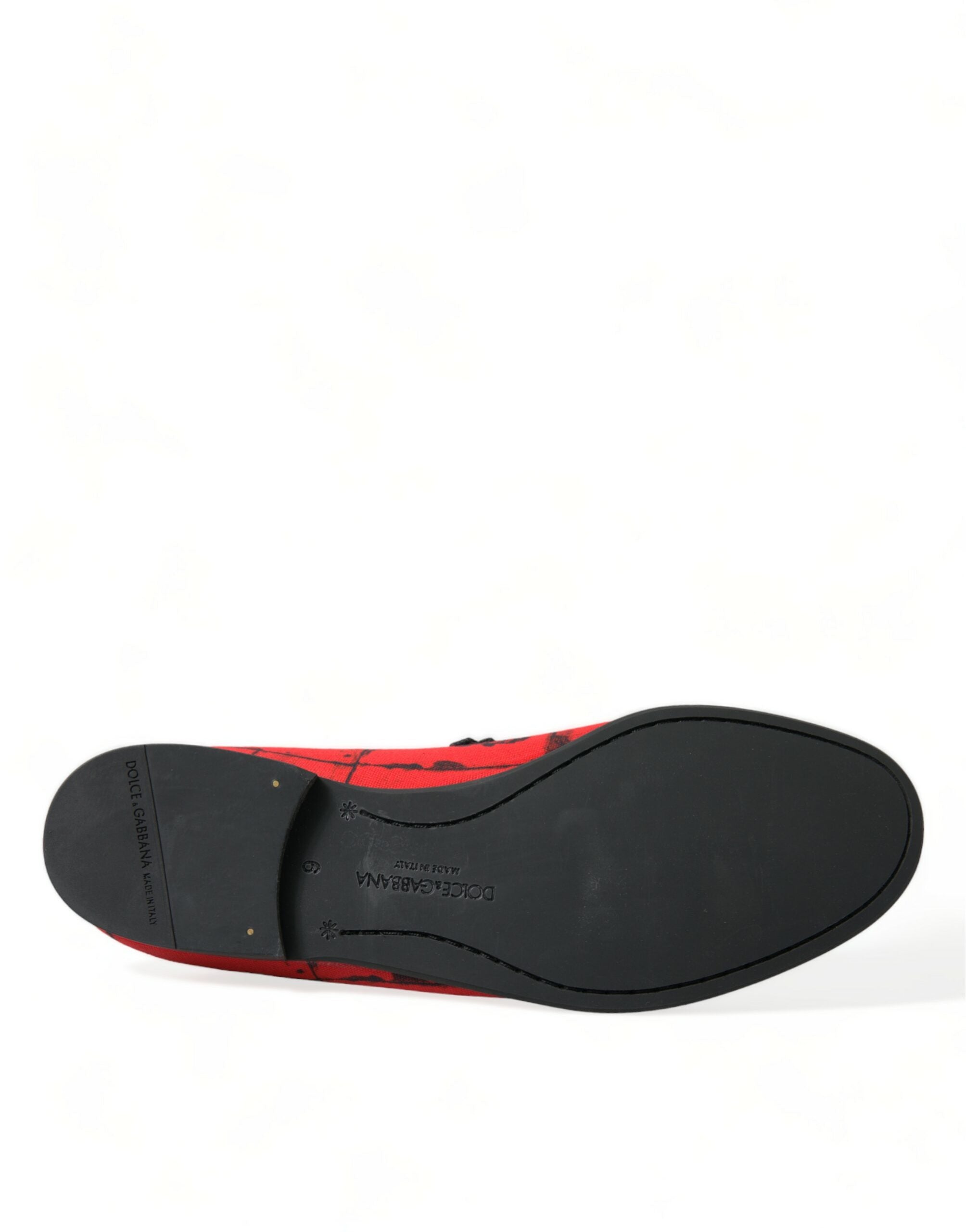 Mocassins hommes Dolce & Gabbana torero rouges et noirs, chaussons en cuir avec motifs élégants.