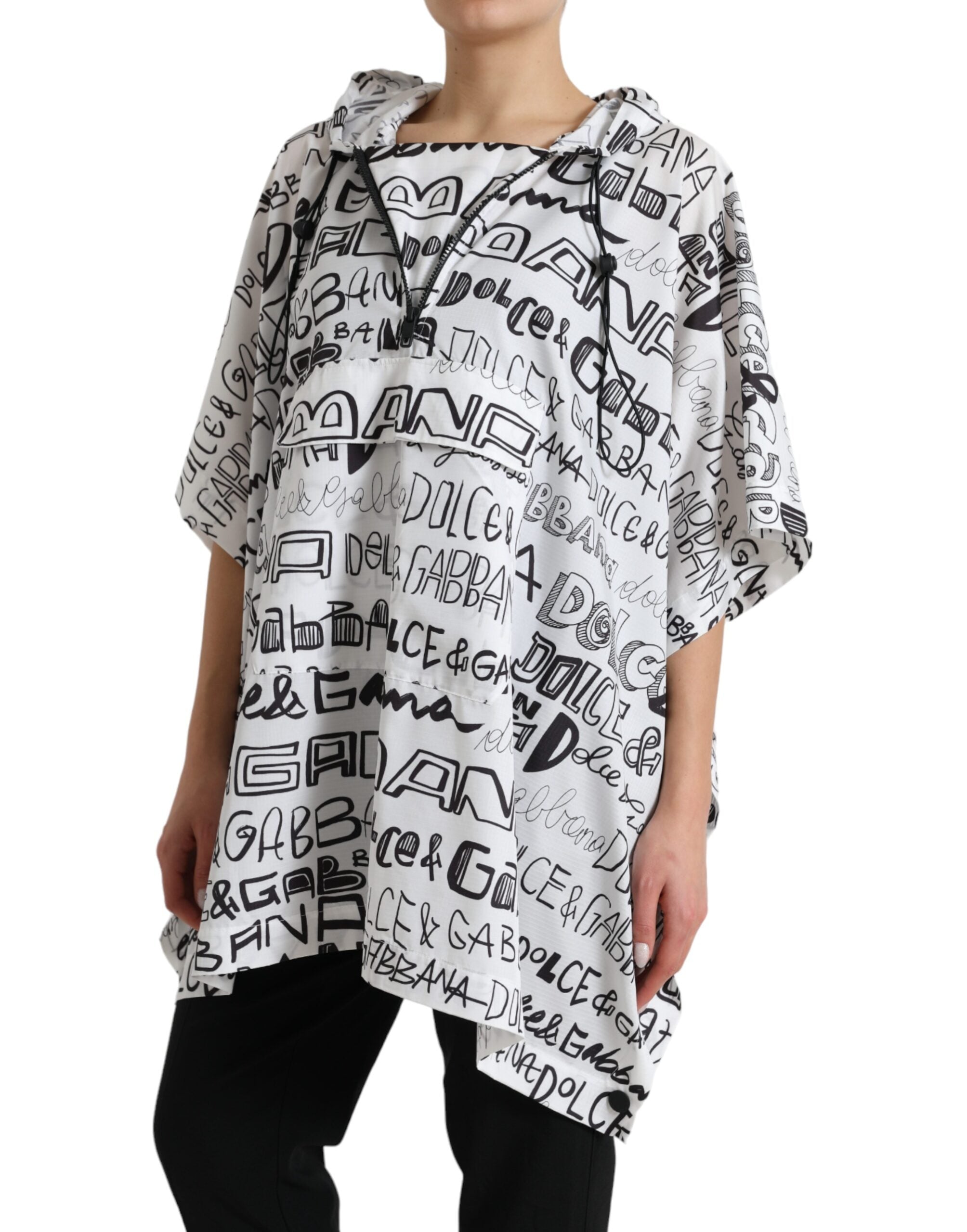 T-shirt à capuche blanc Dolce & Gabbana avec logo imprimé, style décontracté, en tissu léger, vue de face.